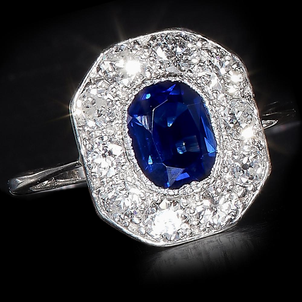FINE ART DECO SAPPHIRE AND DIAMOND CLUSTER RING (1 of 1)