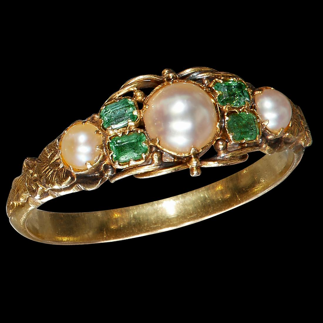 ANTIQUE PEARL AND EMERALD RING (1 of 1)