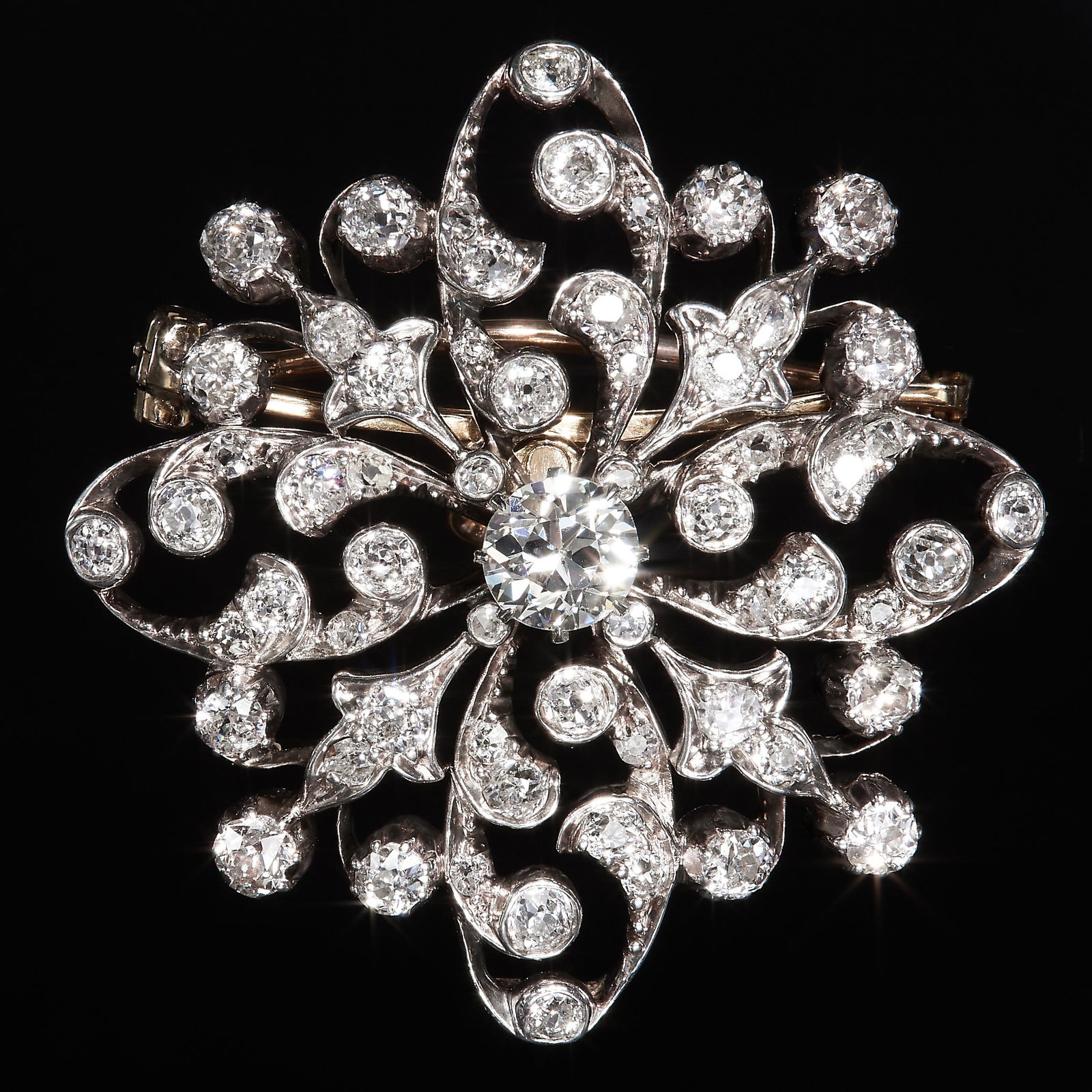 FINE VICTORIAN DIAMOND BROOCH (1 of 1)