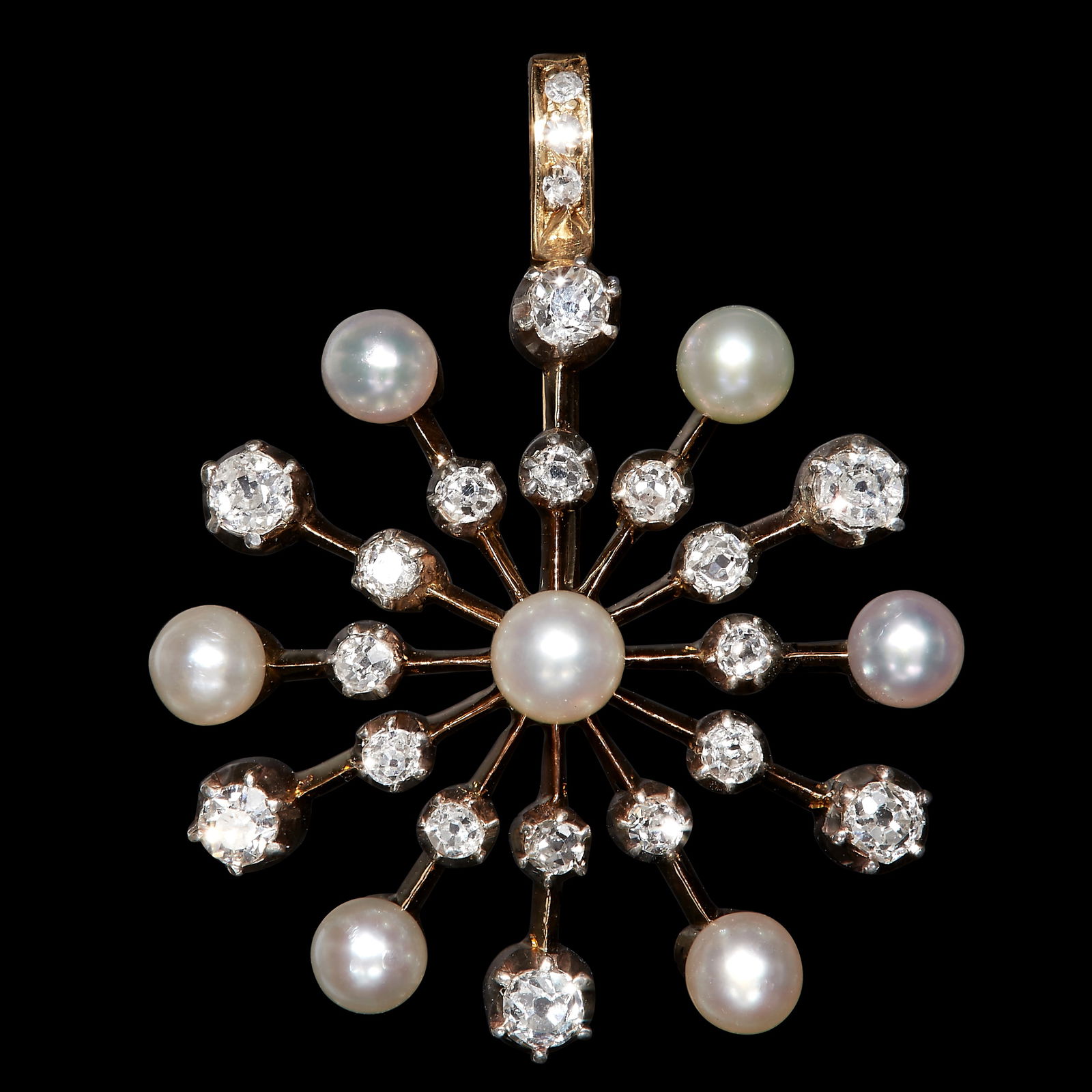 PEARL AND DIAMOND STAR PENDANT (1 of 1)
