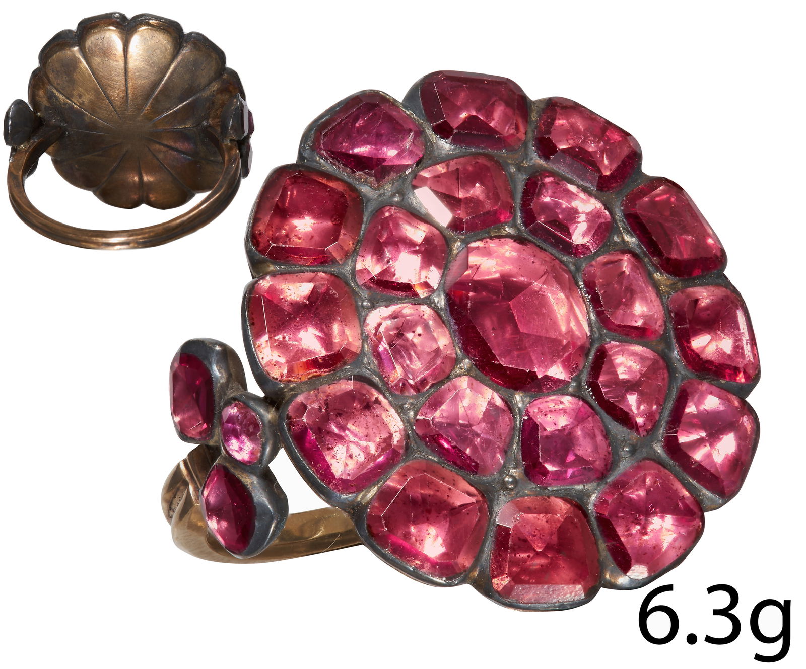ANTIQUE GEORGIAN FOILD BACK GARNET CLUSTER RING (1 of 3)