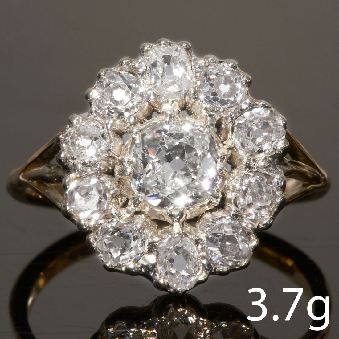 ANTIQUE DIAMOND CLUSTER RING (1 of 1)