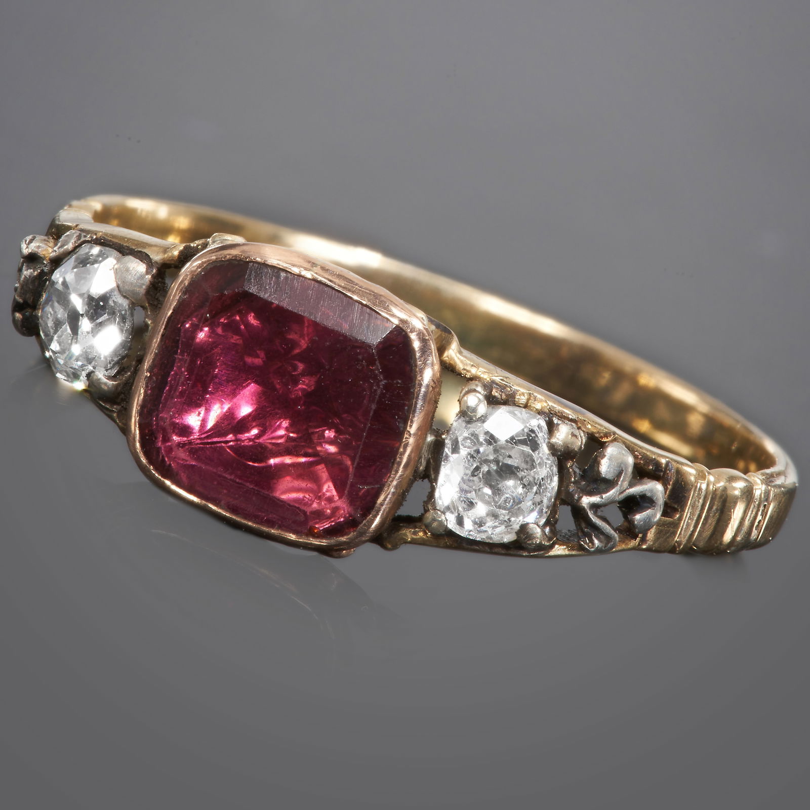 GEORGIAN GARNET AND DIAMOND 3-STONE RING (1 of 2)