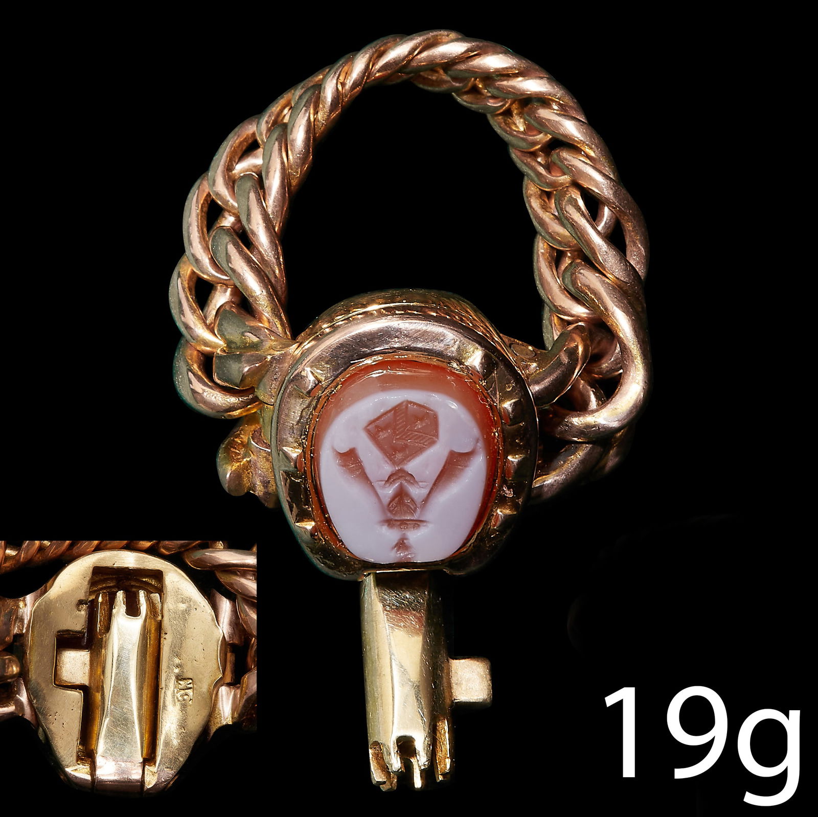 RARE ANTIQUE INTAGLIO HIDDEN KEY RING (1 of 1)