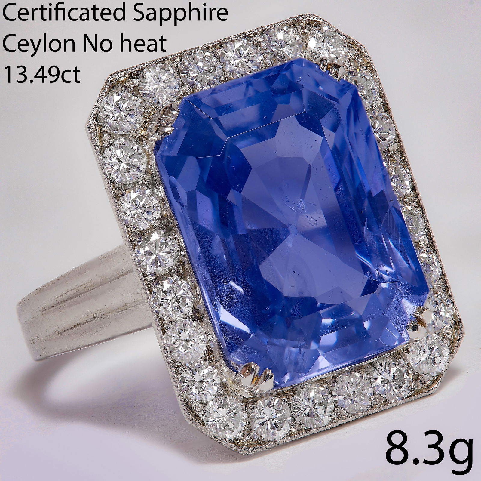 IMPORTANT SAPPHIRE AND DIAMOND CLUSTER RING (1 of 2)