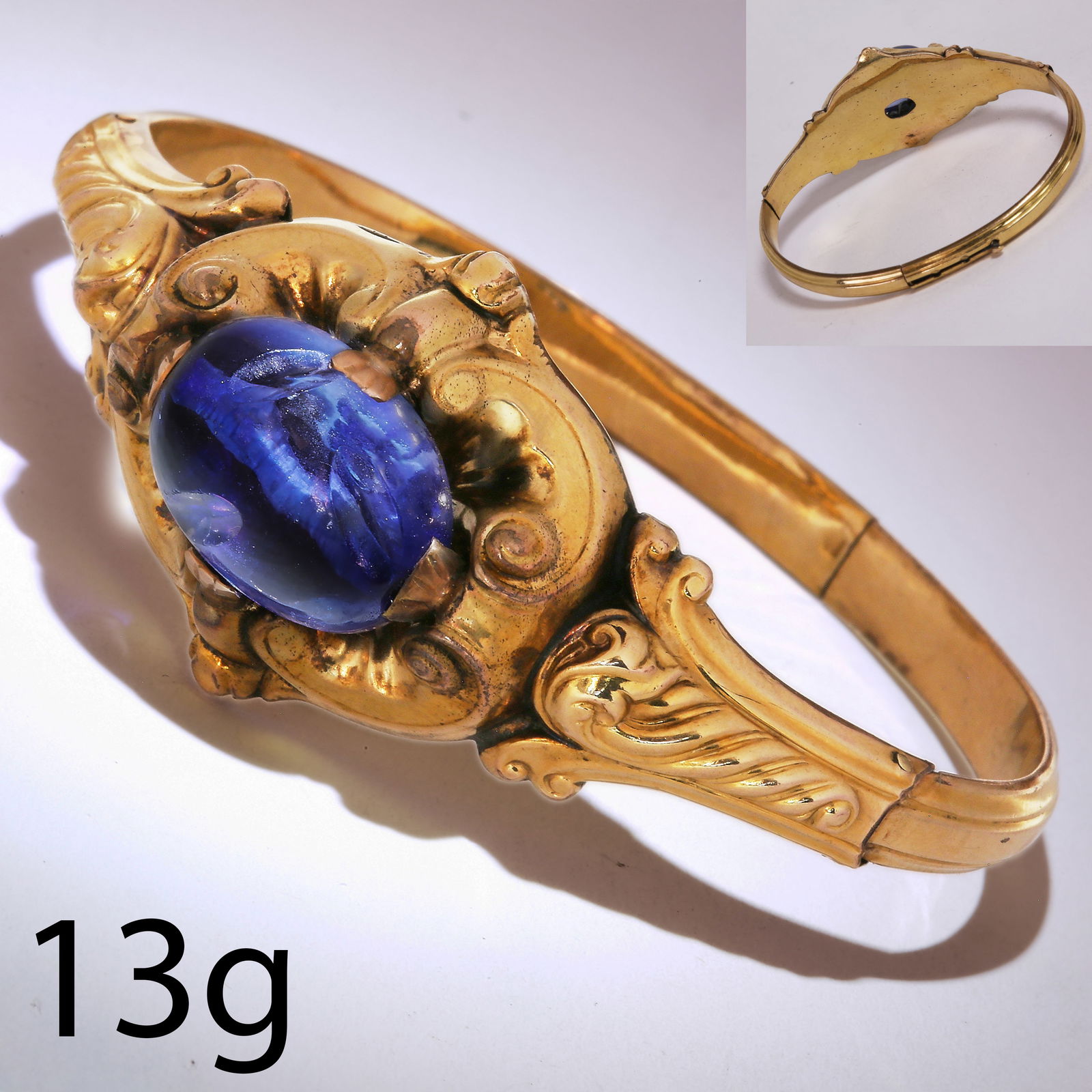 VICTORIAN SAPPHIRE HINGED BANGLE (1 of 2)