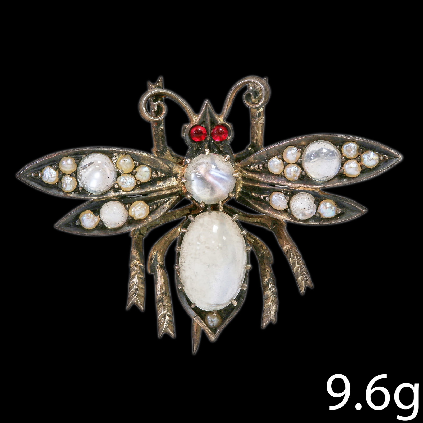 MOONSTONE AND PEARL FLY BROOCH: MOONSTONE AND PEARL FLY BROOCH,9.6 grams. Lovely cabochon cut moonstones.Pearls untested, assumed to be natural.W. 4.9 cm.