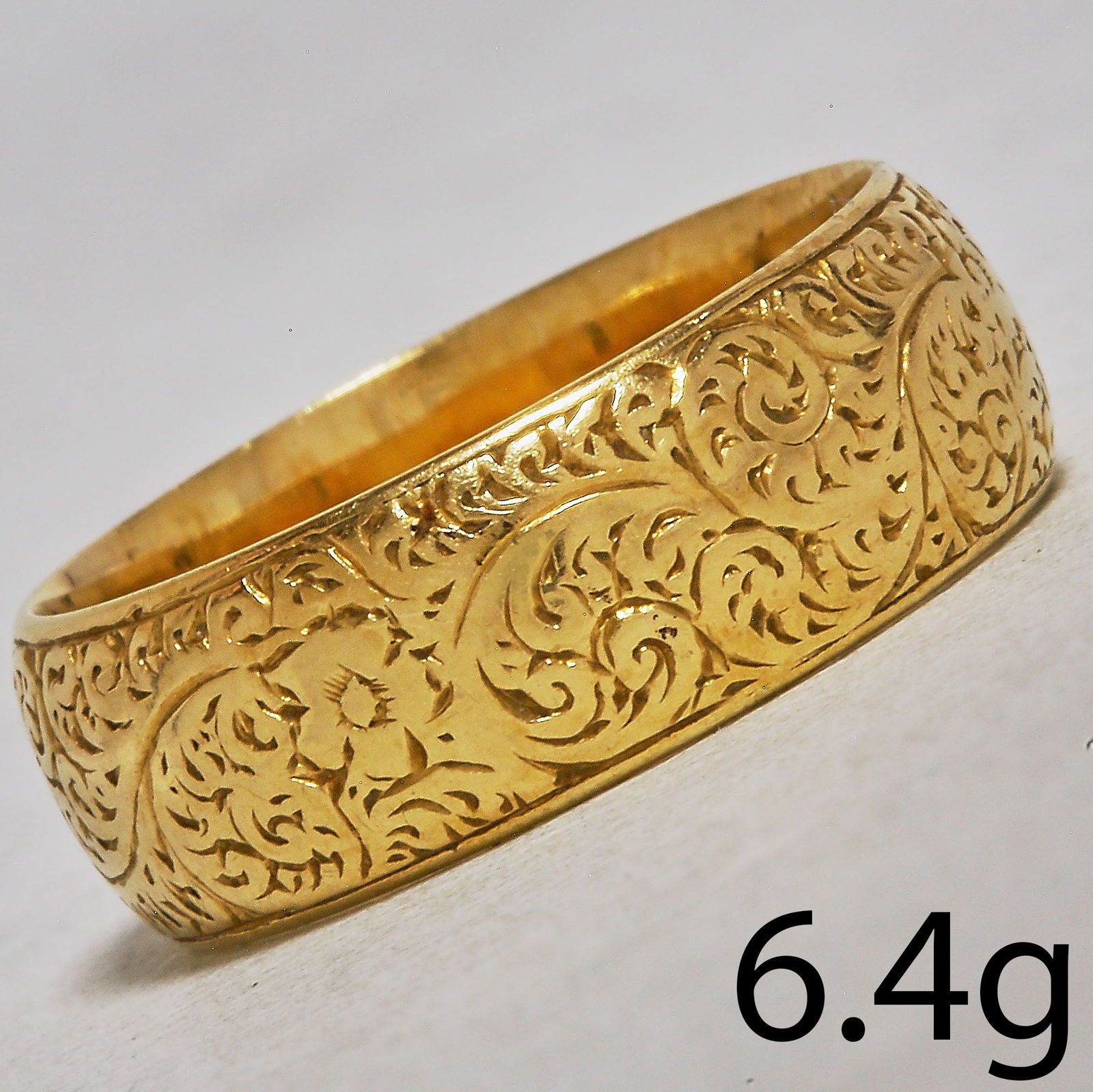 ELEGANT ANTIQUE GOLD RING (1 of 1)