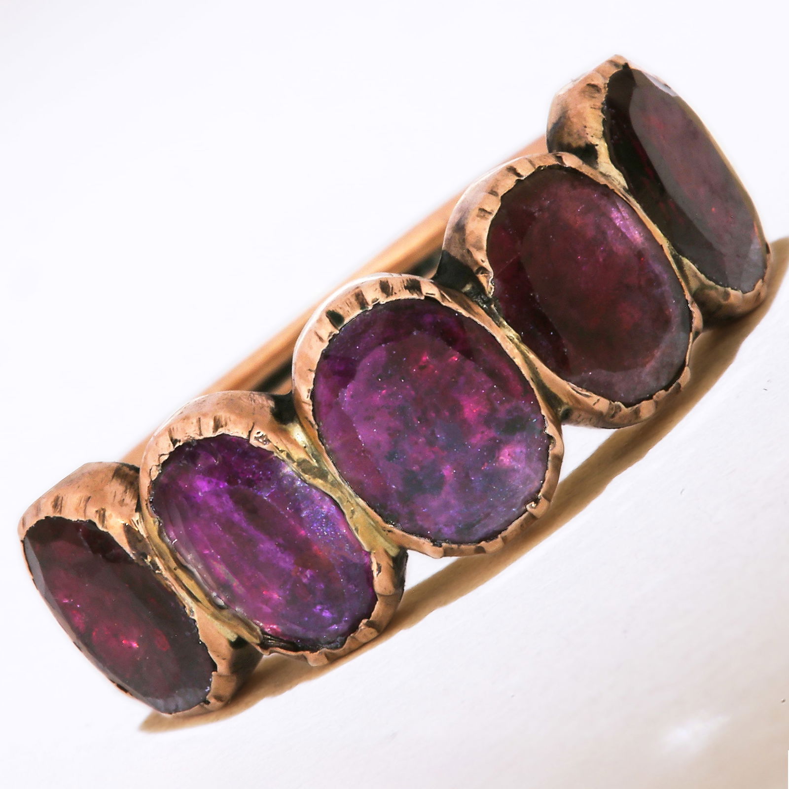 ANTIQUE GARNET 5-STONE RING (1 of 1)