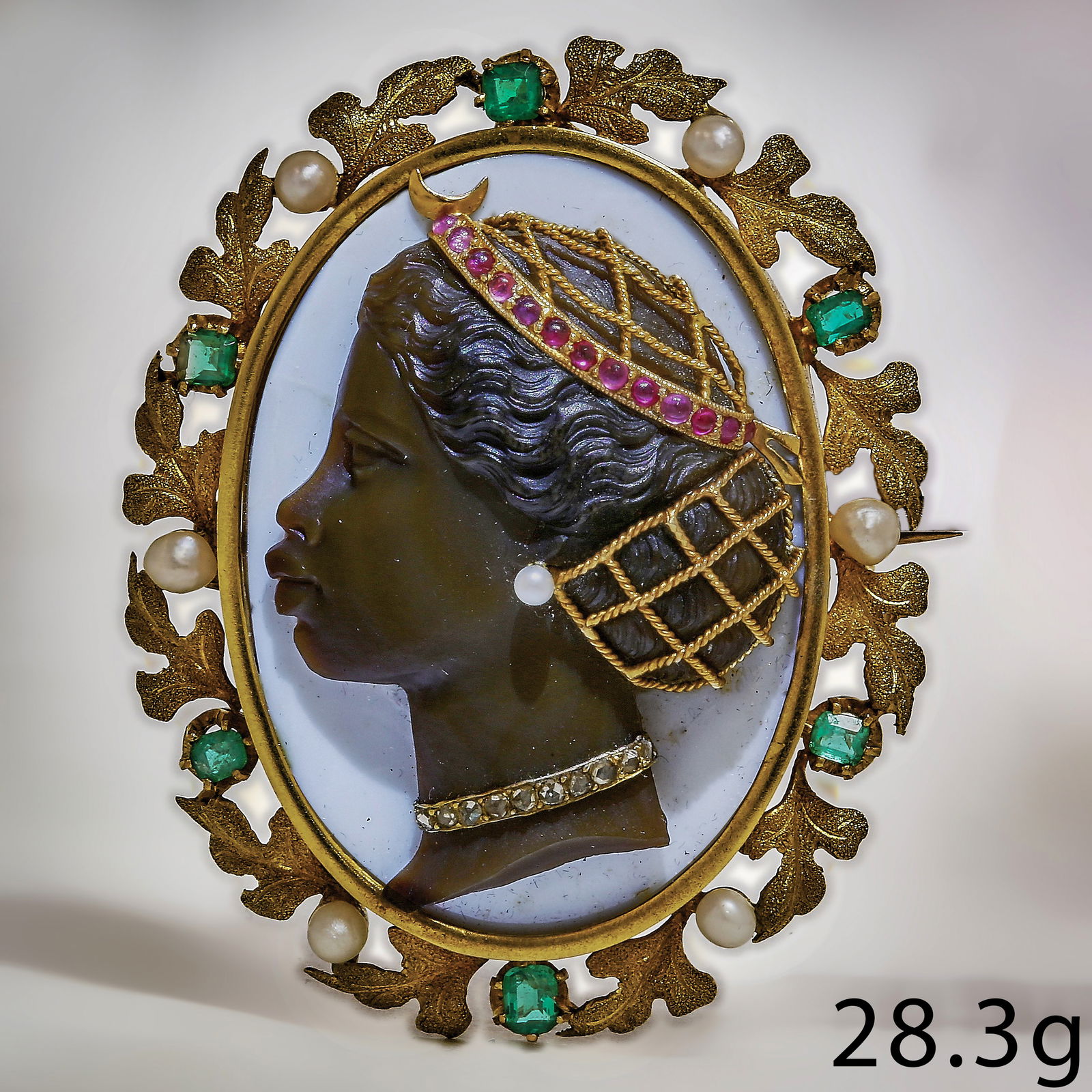 ANTIQUE HARDSTONE HABILLE CAMEO BROOCH (1 of 1)