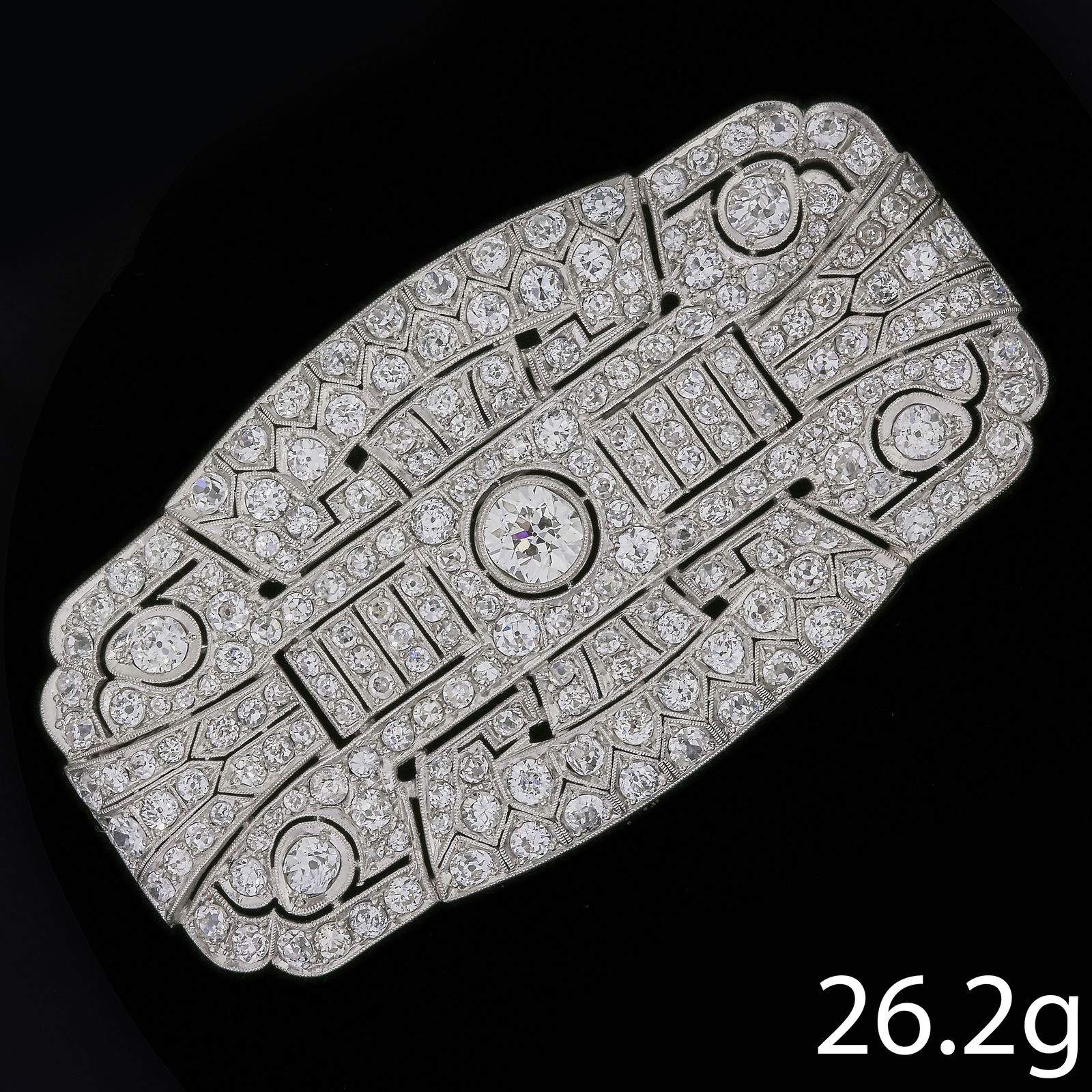 IMPORTANT ART DECO DIAMOND BROOCH