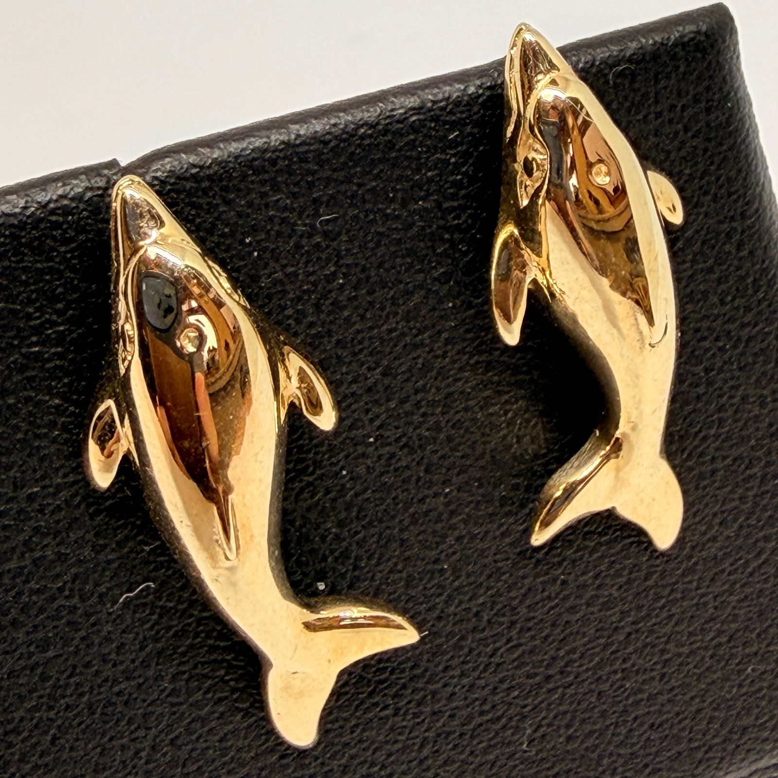 PAIR OF DOLPHIN EARRINGS (1 of 1)