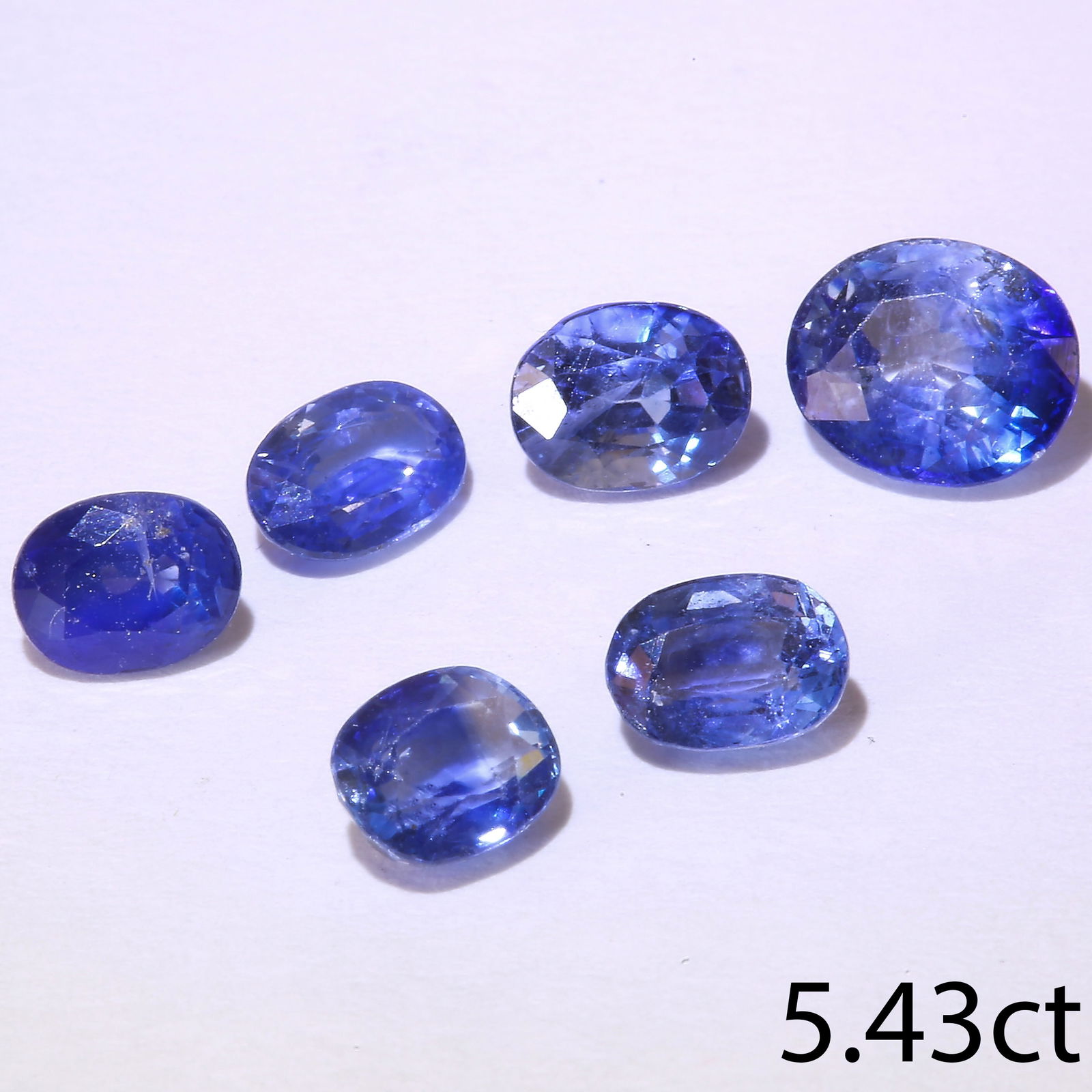 LOT OF LOOSE CUT SAPPHIRES, APPROX. 5.43 CT.: LOT OF LOOSE CUT SAPPHIRES, APPROX. 5.43 CT.