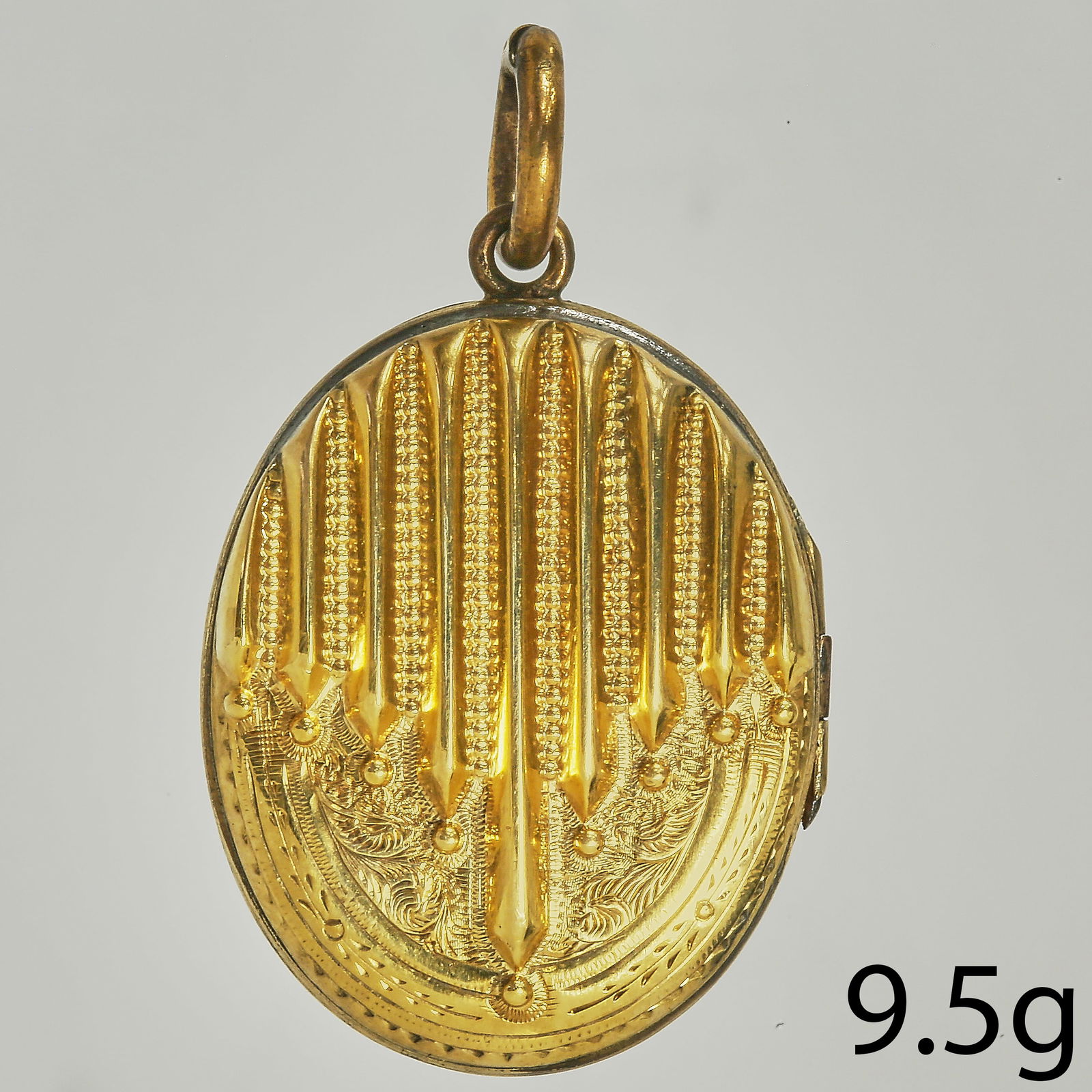 ANTIQUE LOCKET PENDANT (1 of 1)