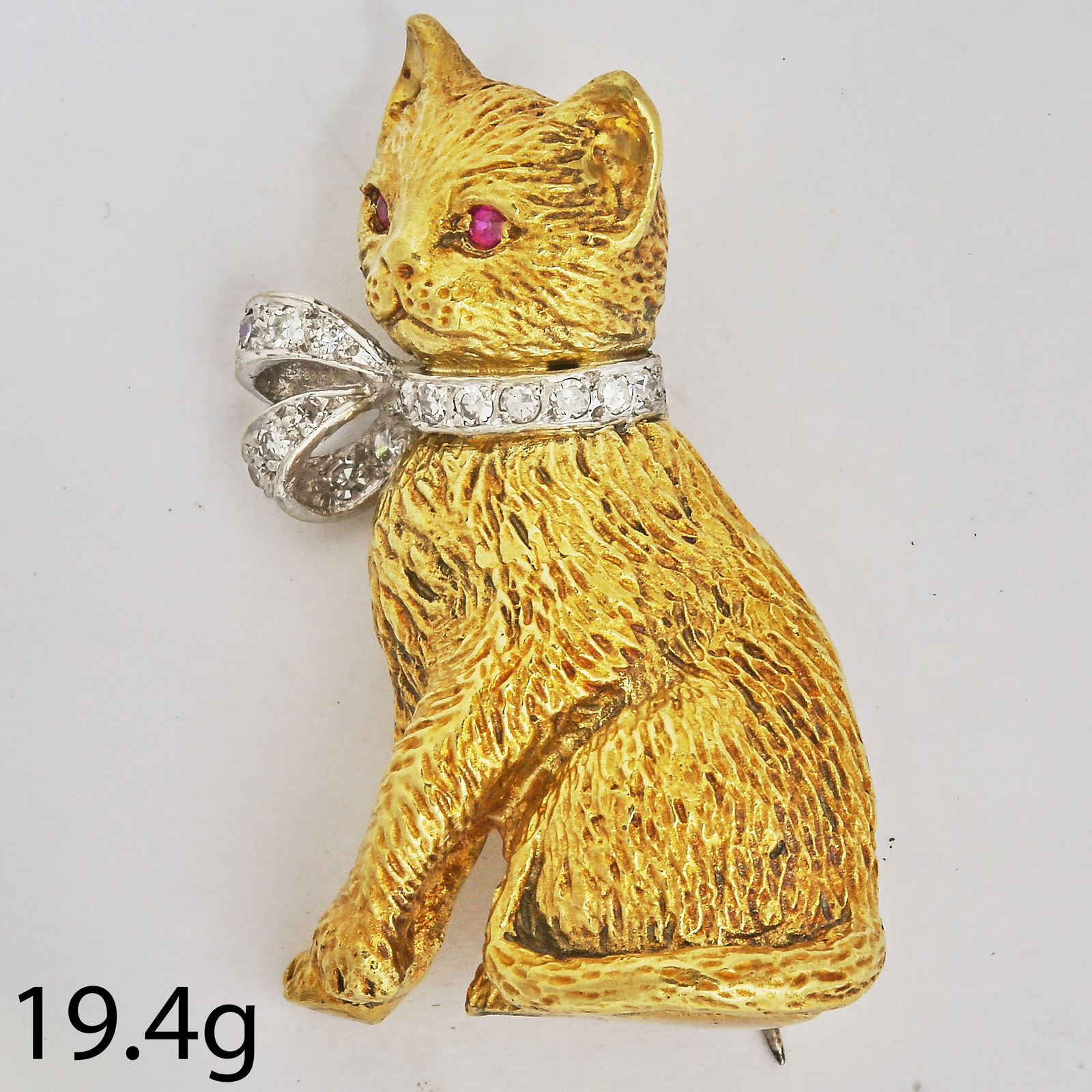 RUBY AND DIAMOND CAT BROOCH (1 of 1)