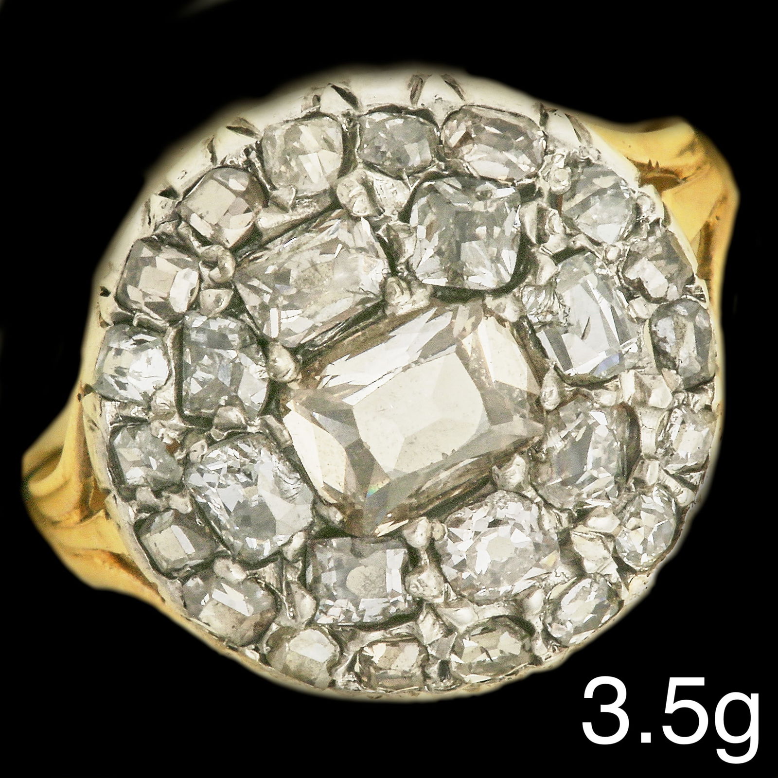 ANTIQUE DIAMOND CLUSTER RING (1 of 1)