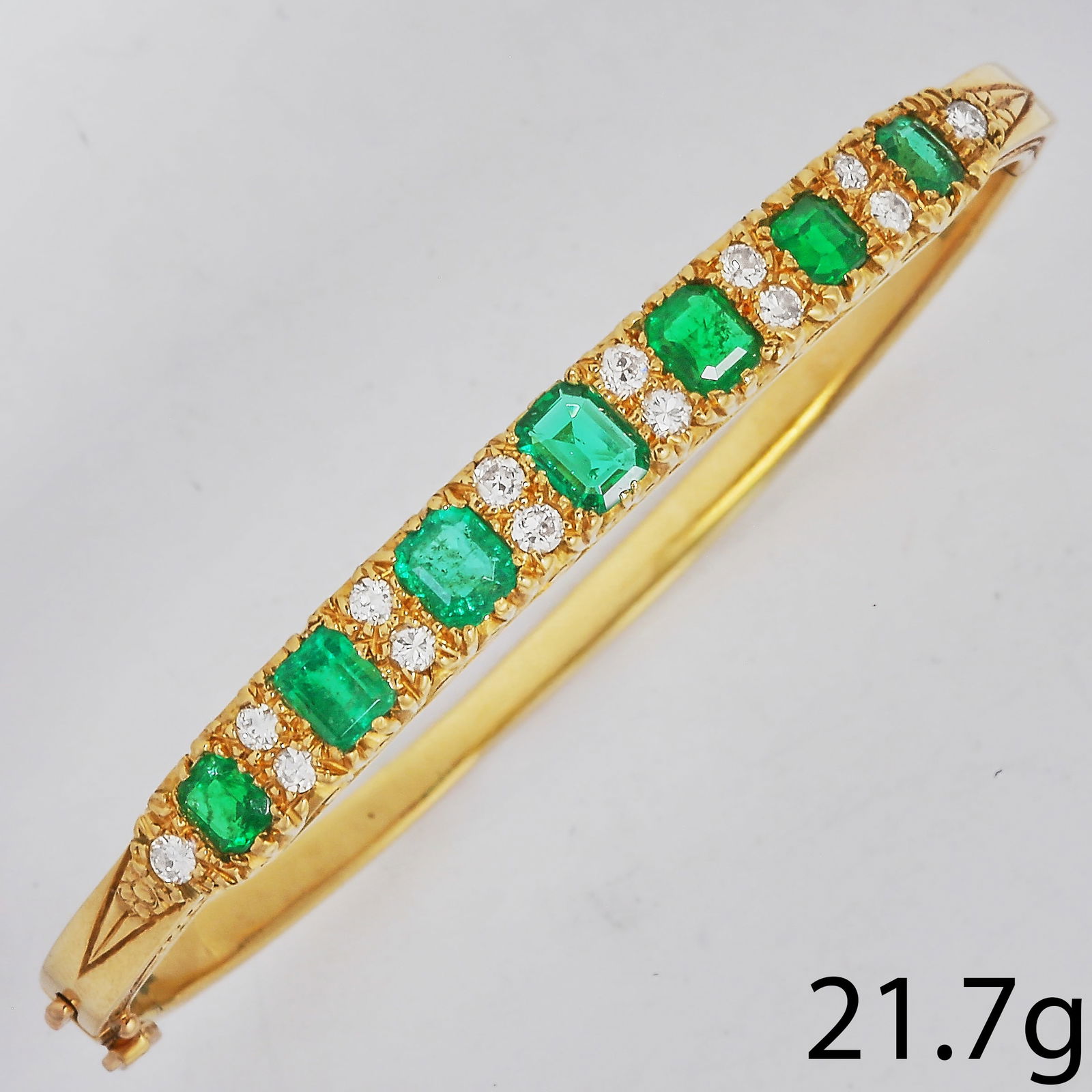 FINE EMERALD AND DIAMOND BANGLE (1 of 1)