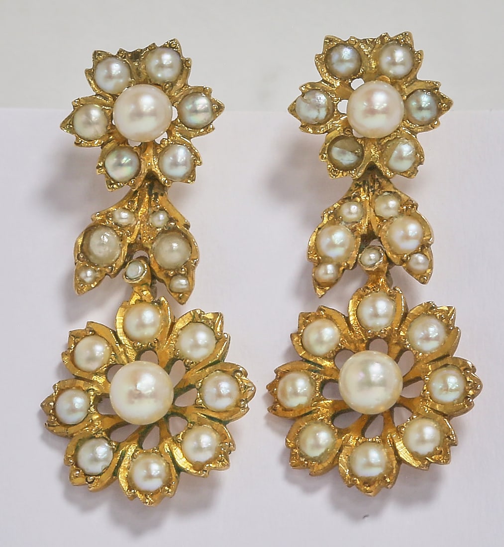 LOVELY PAIR OF ANTIQUE PEARL DROP EARRINGS (1 of 1)