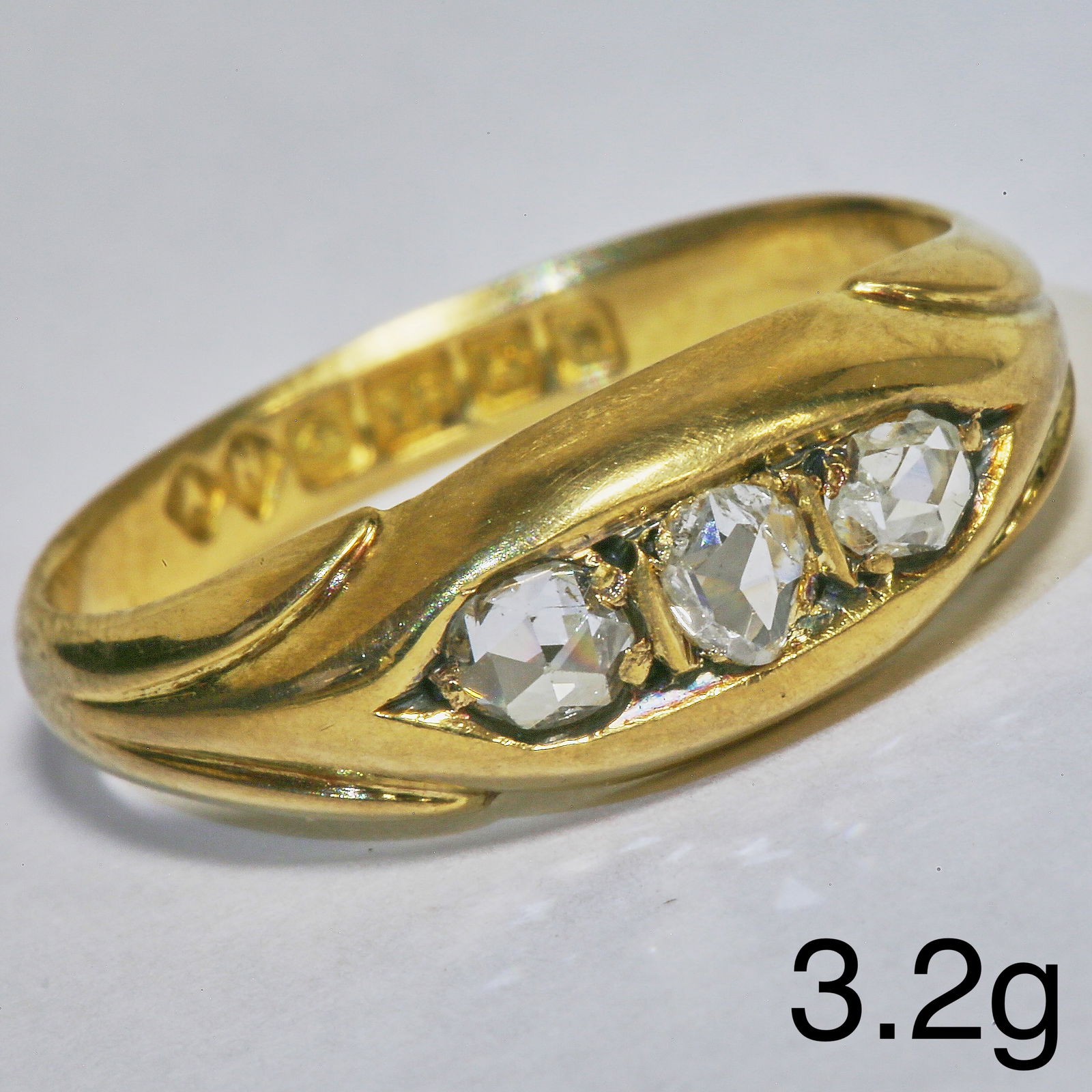 DIAMOND 3-STONE RING (1 of 1)