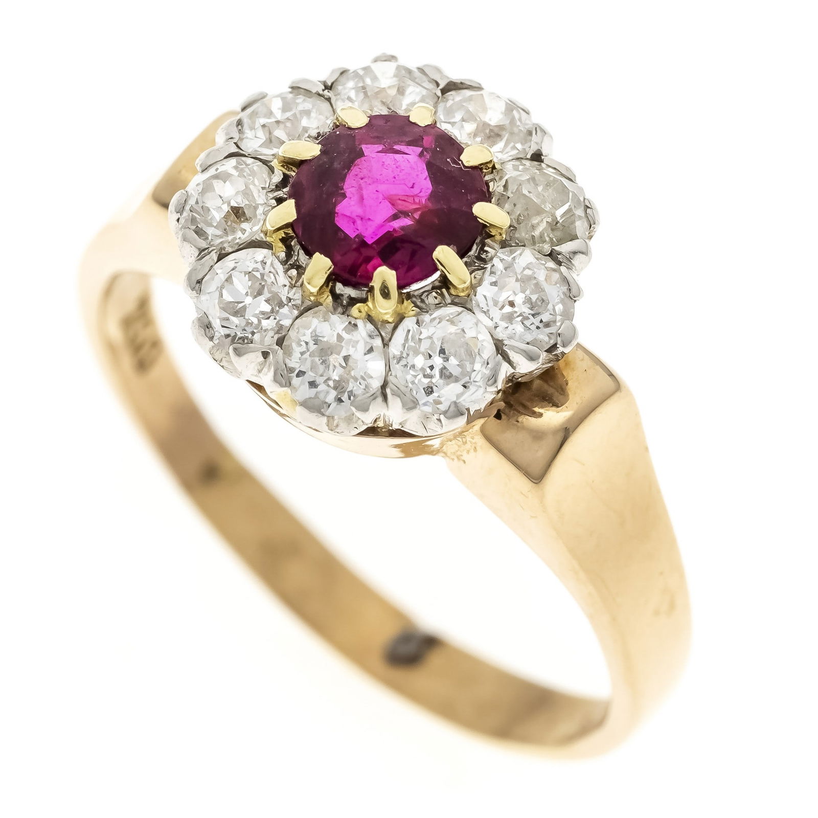 RUBY AND DIAMOND CLUSTER RING (1 of 1)