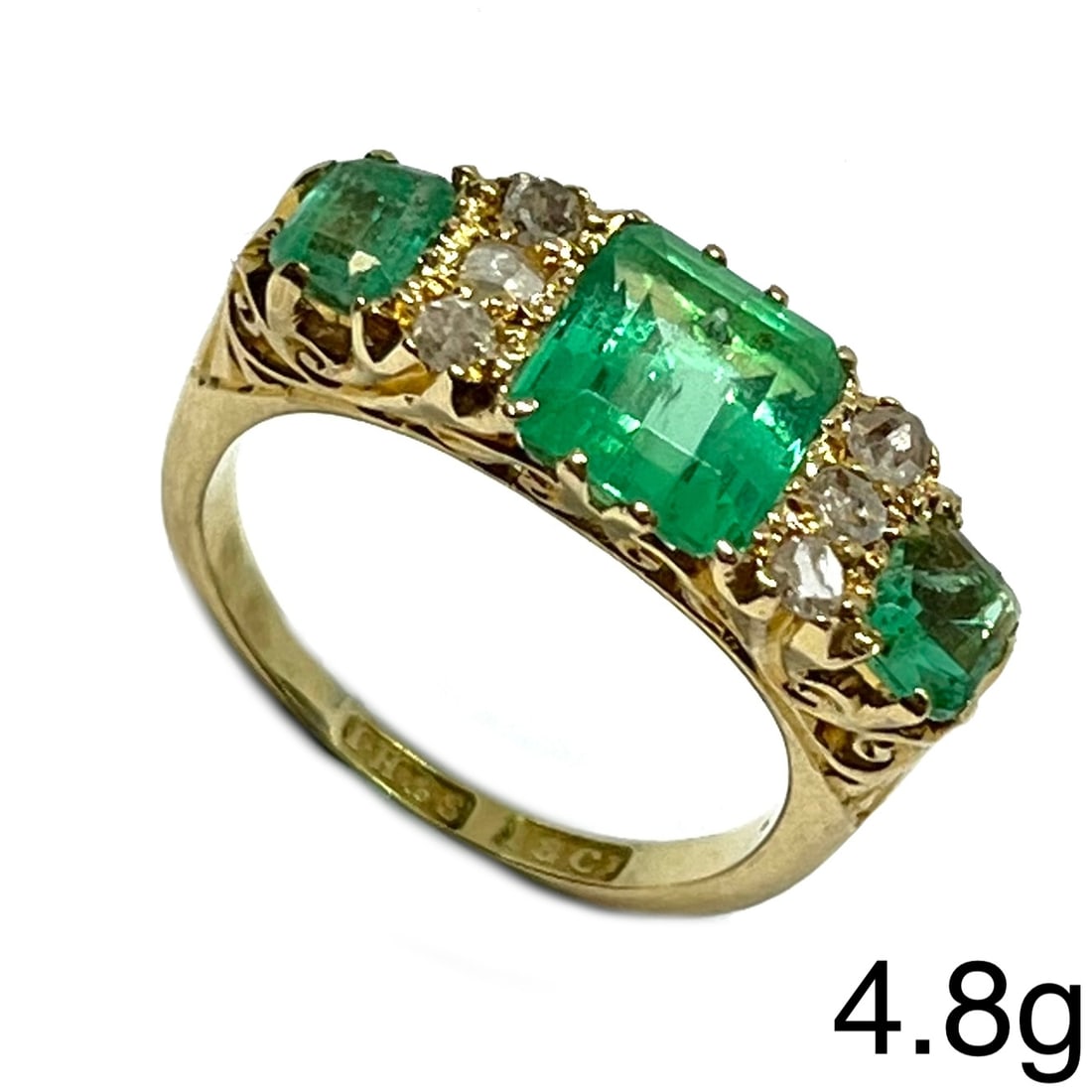 EMERALD AND DIAMOND RING (1 of 1)