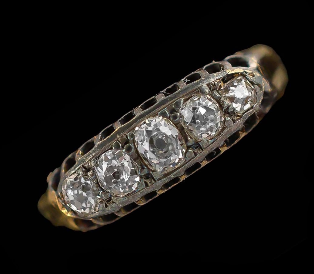 DIAMOND 5-STONE RING (1 of 1)