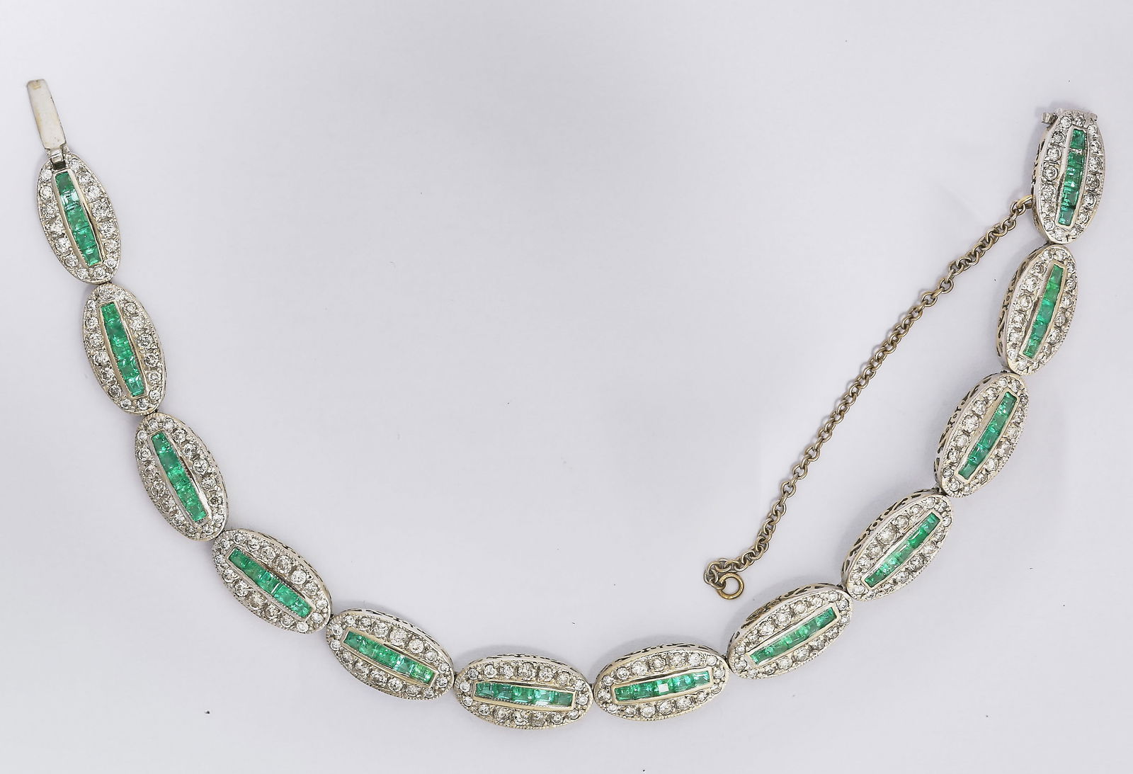 FINE EMERALD AND DIAMOND BRACELET (1 of 1)