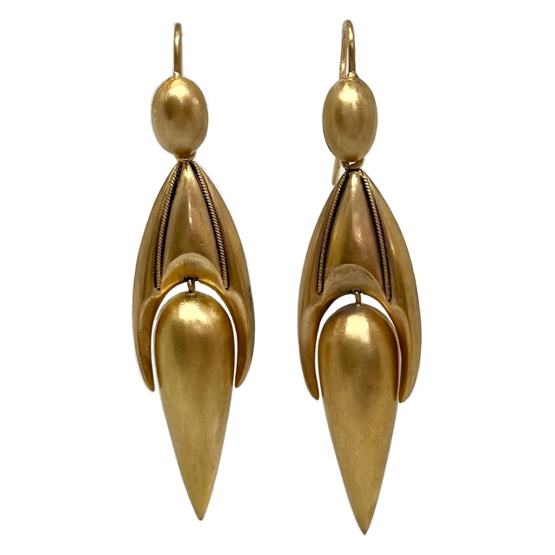 LOVELY PAIR OF VICTORIAN ETRUSCAN REVIVAL DROP EARRINGS: LOVELY PAIR OF VICTORIAN ETRUSCAN REVIVAL DROP EARRINGS,testing high carat gold.Suspending a lovely articulated pear shaped drop.L. 5.2 cm.