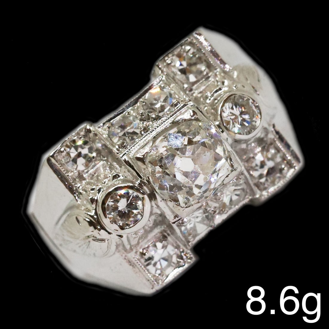 UNUSUAL ART-DECO DIAMOND RING (1 of 1)