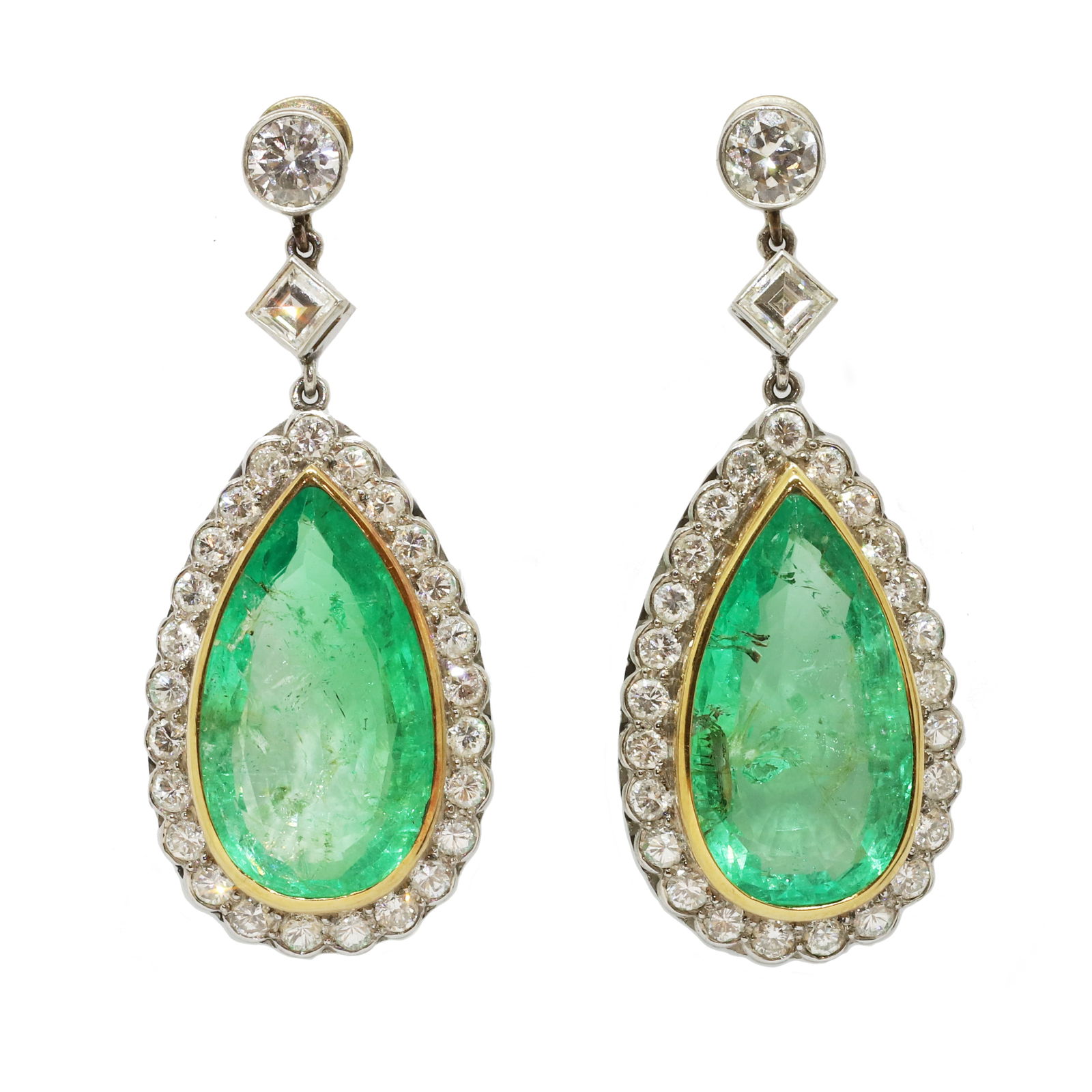 FANTASTIC PAIR OF 8.40 AND 7.40 CT. CERTIFICATED COLOMBIAN EMERALD AND DIAMOND EARRINGS: FANTASTIC PAIR OF 8.40 AND 7.40 CT. CERTIFICATED COLOMBIAN EMERALD AND DIAMOND EARRINGS,15,6 grams, testing platinum.The emeralds of a 8.40 ct. and a 7.40 ct. (Certificated, Colombian, moderate.).Surr