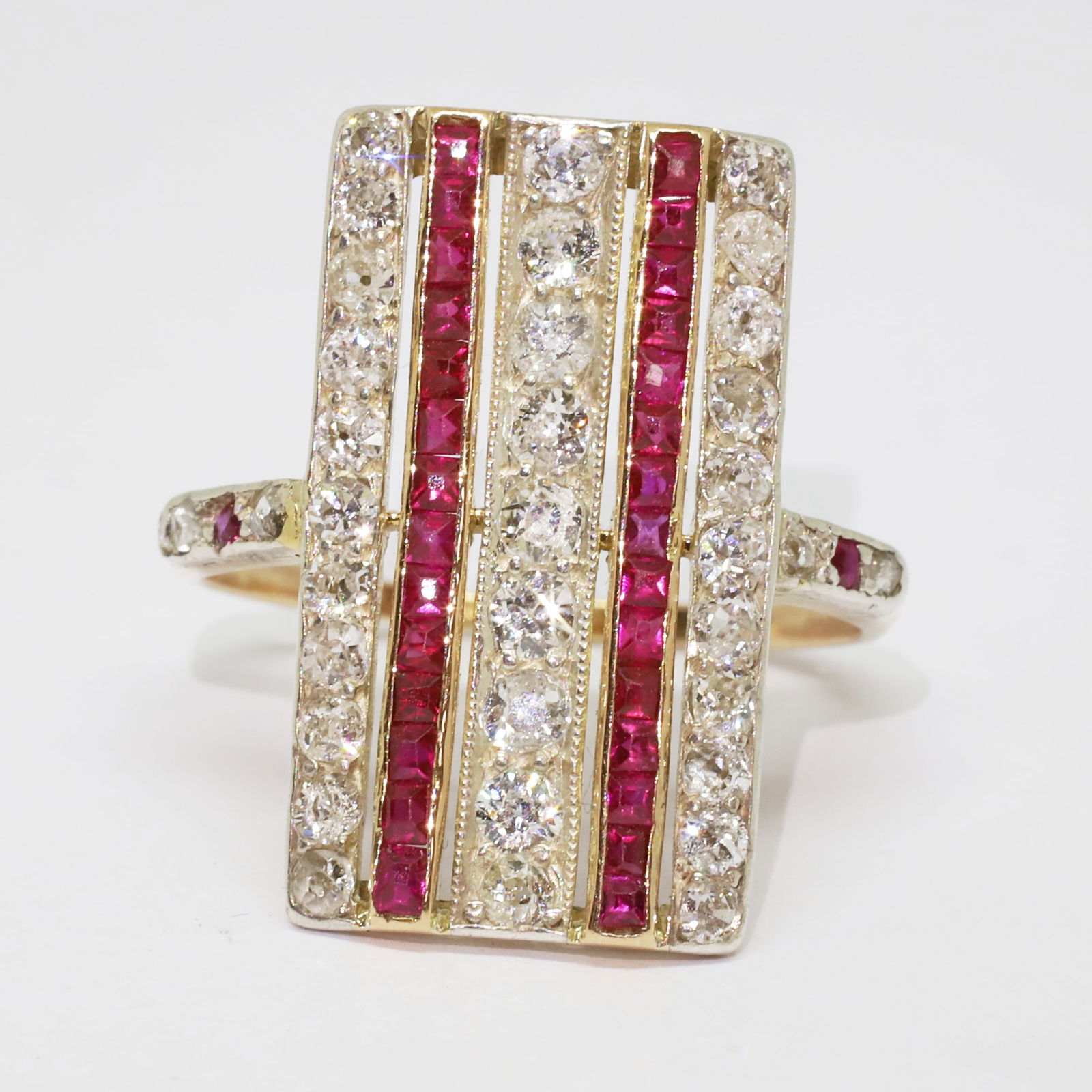 ELEGANT ART DECO RUBY AND DIAMOND RING (1 of 1)