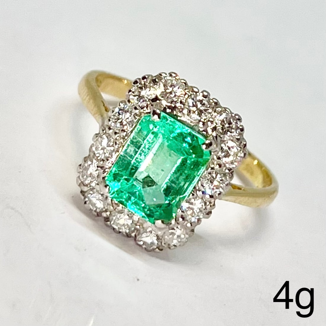 EMERALD AND DIAMOND CLUSTER RING (1 of 1)