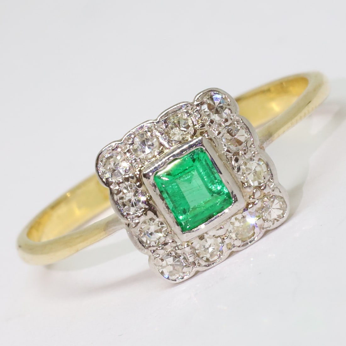 SWEET EMERALD AND DIAMOND CLUSTER RING (1 of 1)
