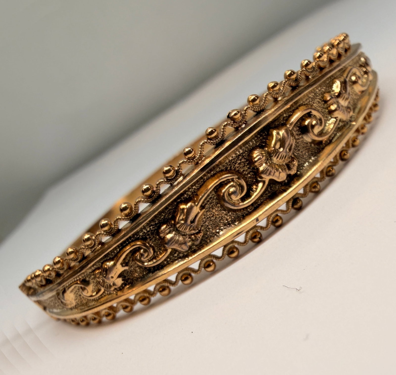 GOLD HINGED BANGLE (1 of 1)