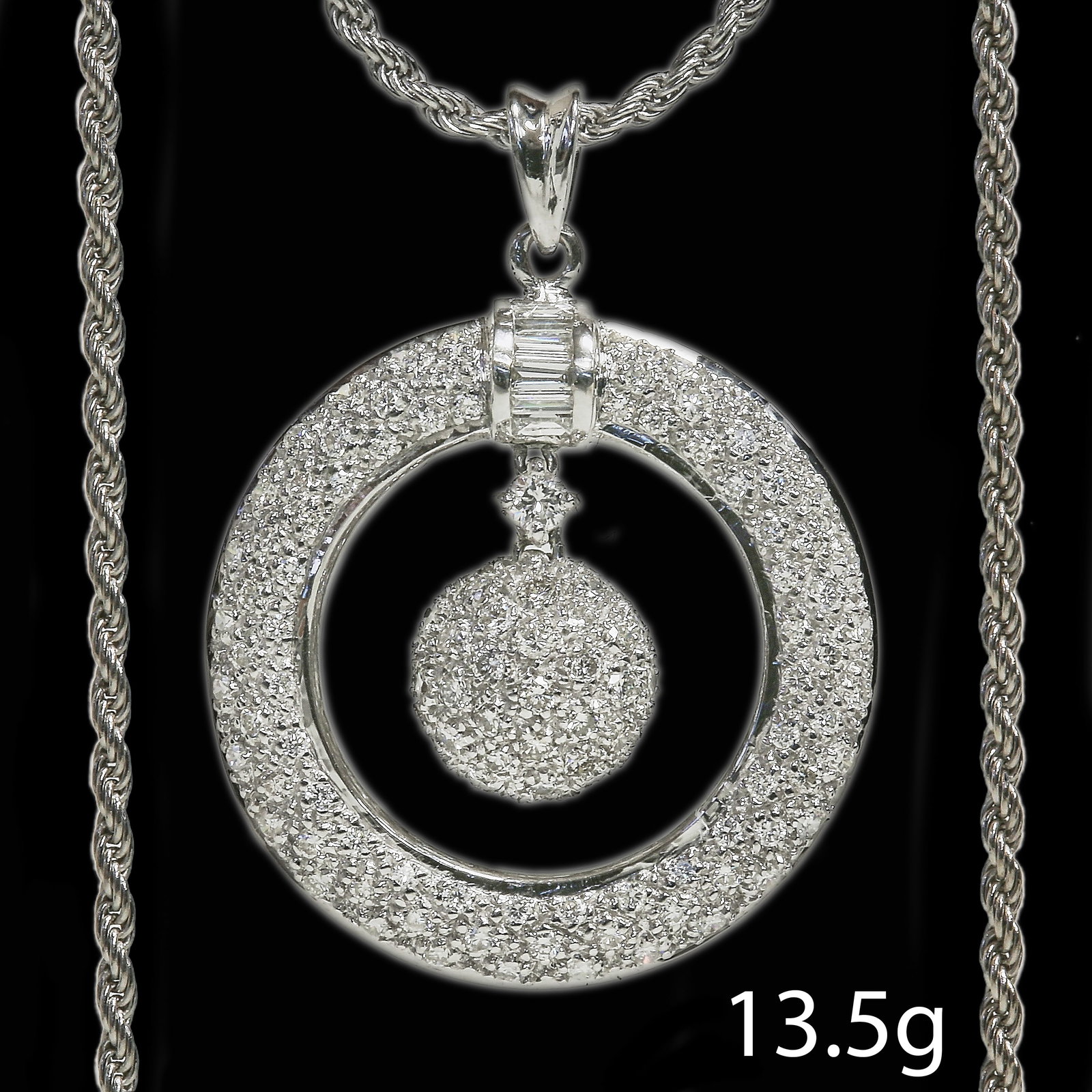 DIAMOND PENDANT NECKLACE (1 of 1)