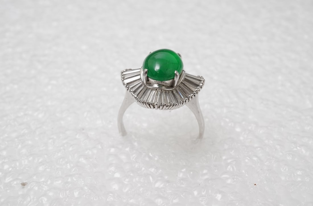 CERTIFICATED JADE AND DIAMOND BALLERINA RING (1 of 1)