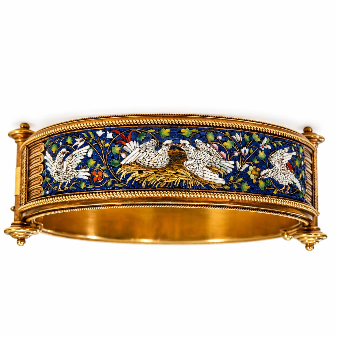 ANTONIO CARLI, FANTASTIC MICRO-MOSAIC HINGED BANGLE: ANTONIO CARLI, FANTASTIC MICRO-MOSAIC HINGED BANGLE,33.8 grams, testing high carat gold.The front with a fine micro-mosaic depicting 4 doves.Further decorated with fine wirework design.In relief to th