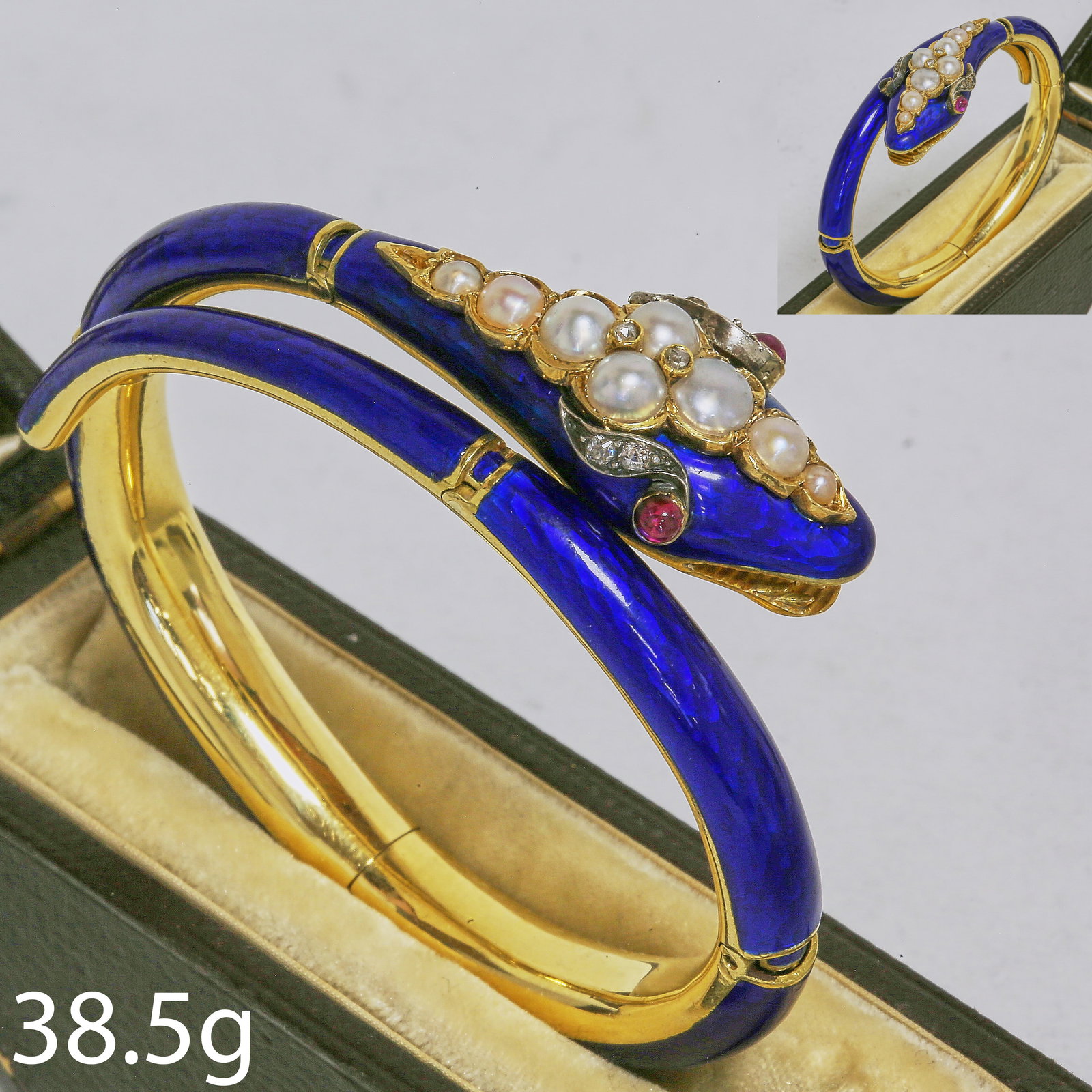 FANTASTIC ENAMEL AND PEARL SNAKE BANGLE (1 of 2)