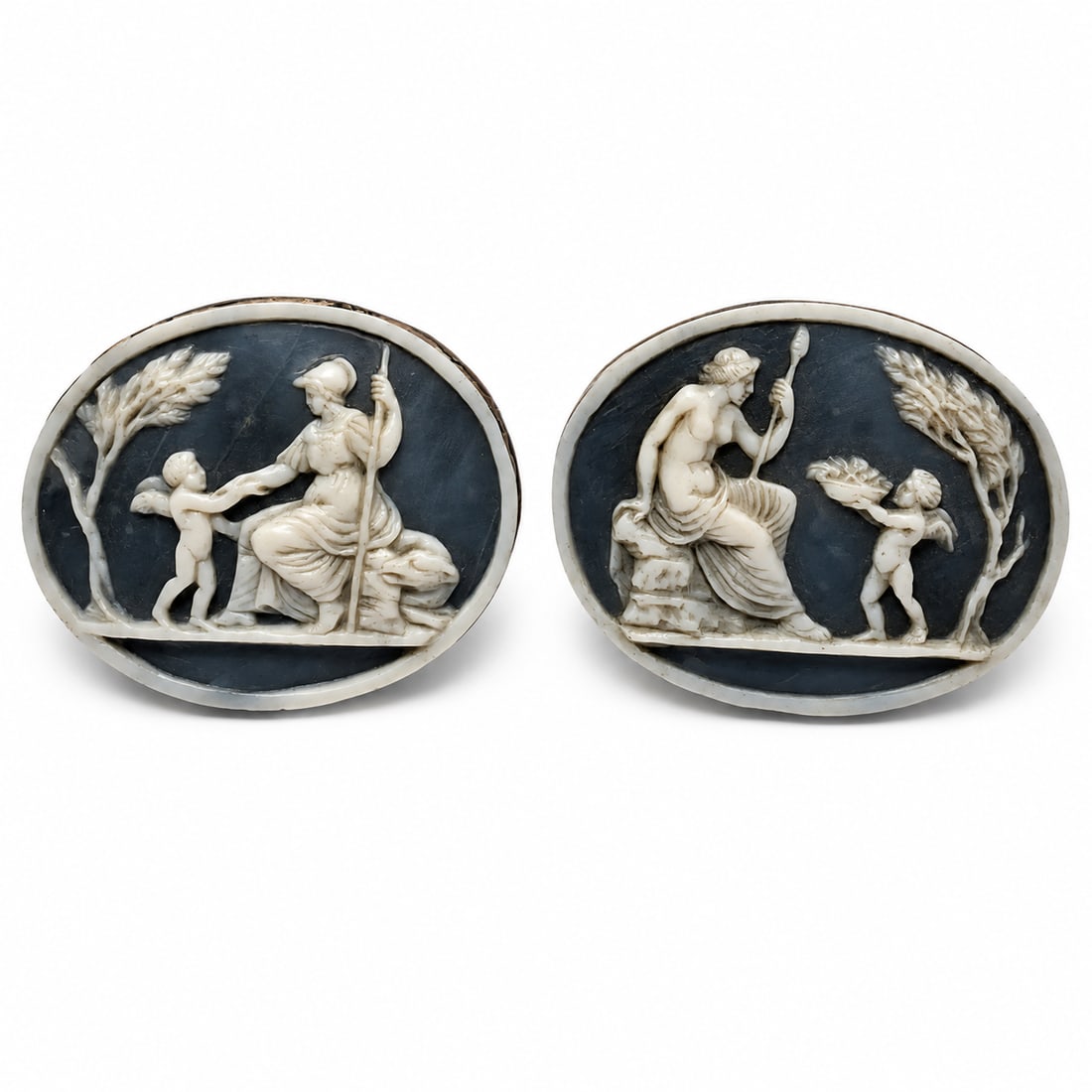 LOT OF 2 CARVED SHELL CAMEO'S (1 of 1)