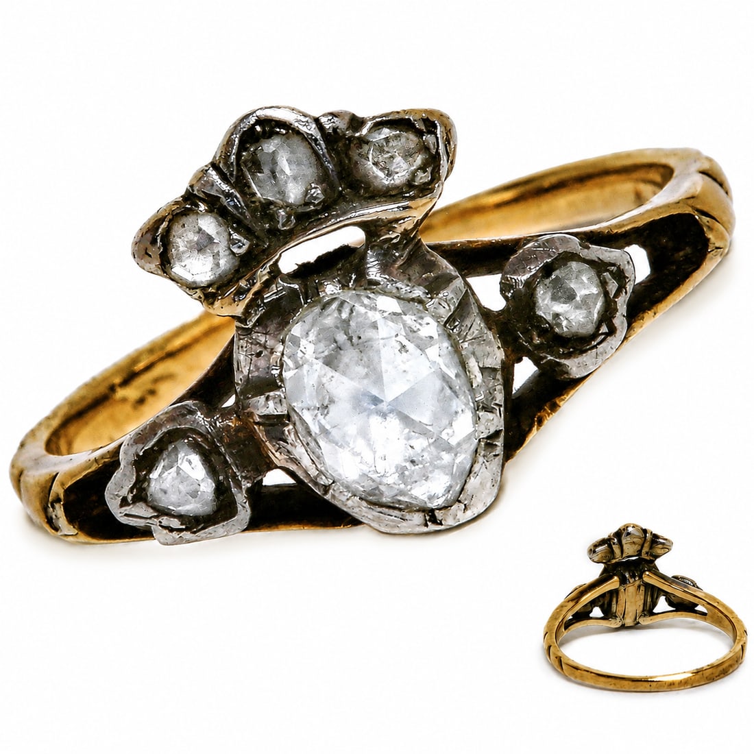 ELEGANT GEORGIAN DIAMOND CROWN RING: ELEGANT GEORGIAN DIAMOND CROWN RING lively rose cut diamonds fine craftsmanship in great condition size K