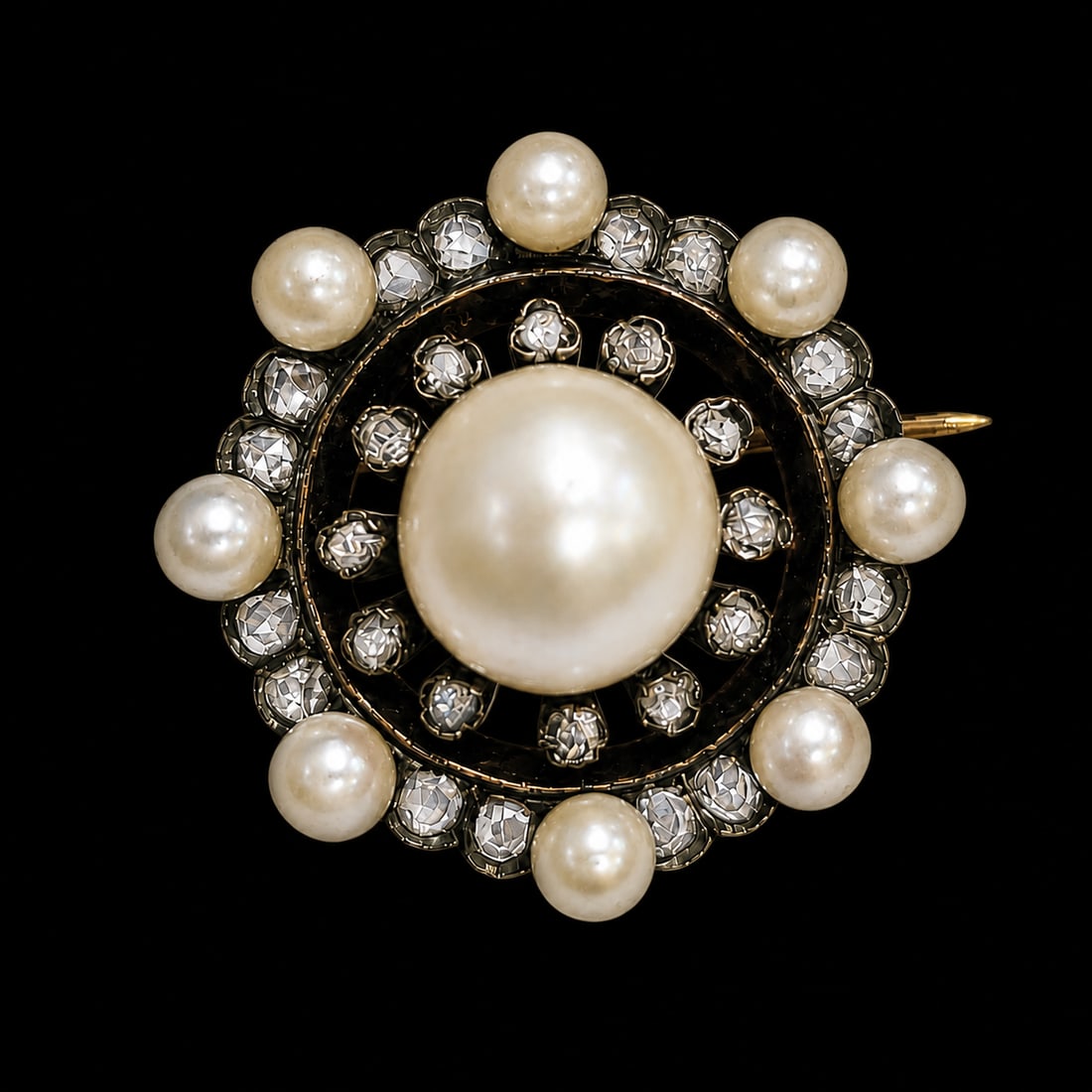 ANTIQUE CERTIFICATED NATURAL SALTWATER PEARL AND DIAMOND BROOCH: ANTIQUE CERTIFICATED NATURAL SALTWATER PEARL AND DIAMOND BROOCH,5.6 grams, testing high carat gold and silver.Larger central pearl of approx. 8.1 x 8.1 x 5.2 mm. (Certificated, Natural, Saltwater).Dia