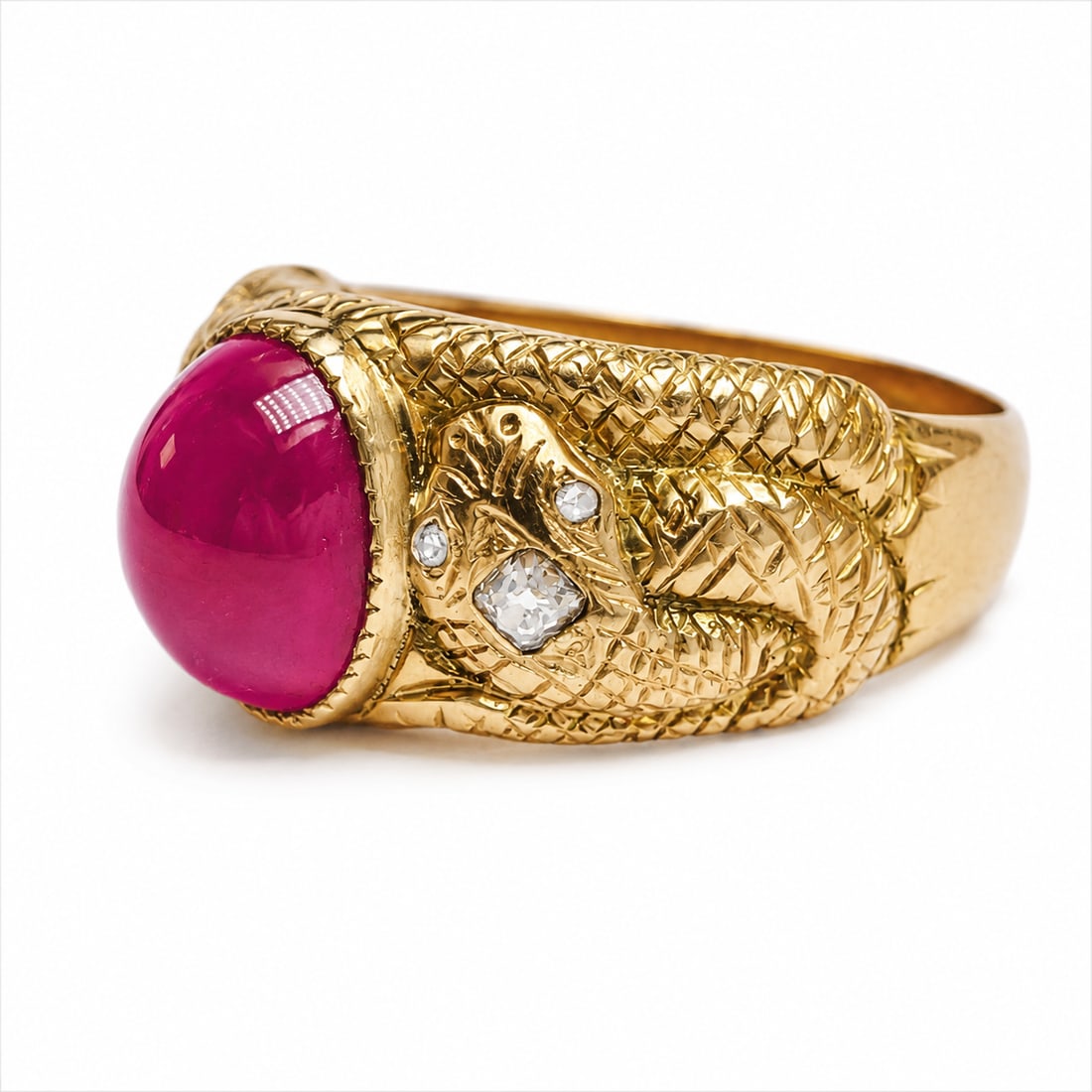 FINE RUBY AND DIAMOND DOUBLE SNAKE RING: FINE RUBY AND DIAMOND DOUBLE SNAKE RING,9 grams, testing high carat gold.FIne cabochon cut ruby of approx. 4.45 ct.Diamonds bright and lively.Size R 1/2.