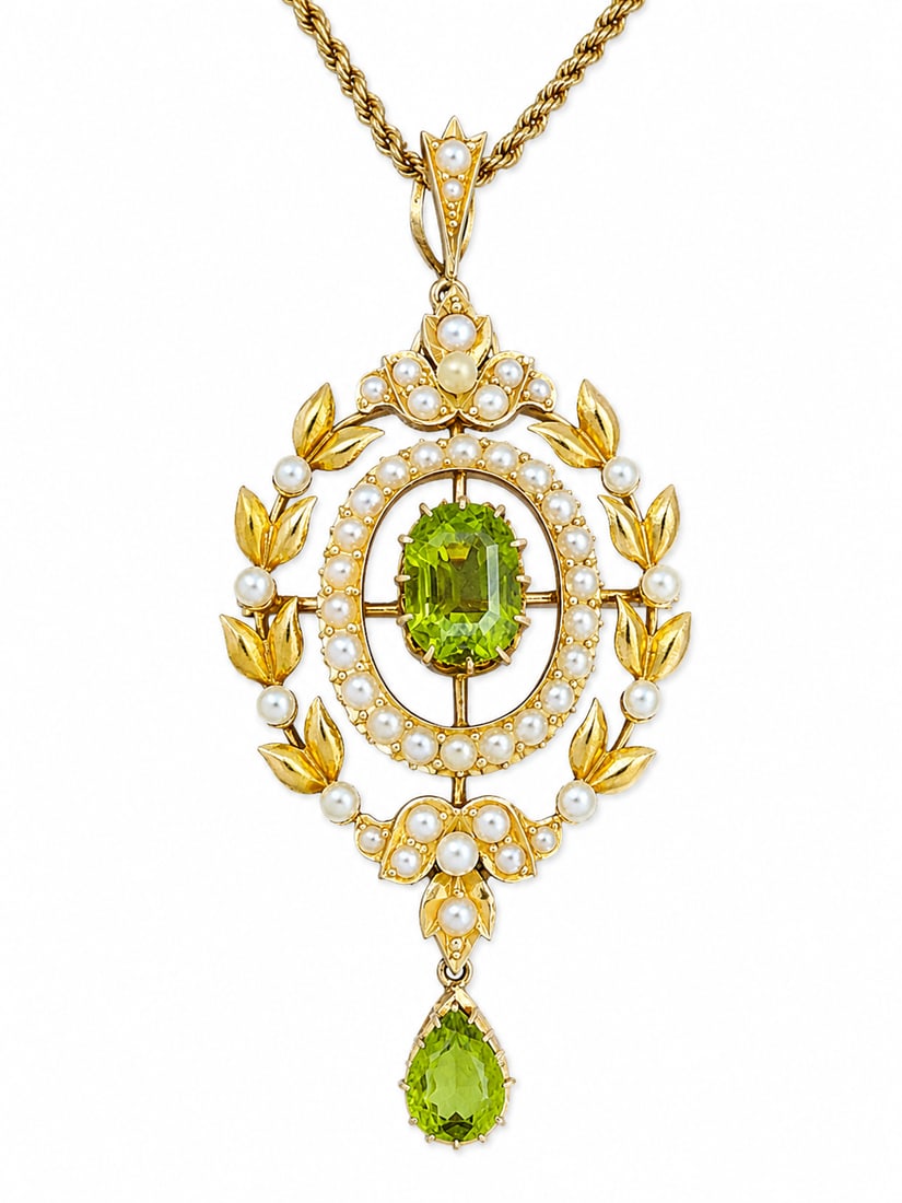 LOVELY EDWARDIAN PERIDOT AND PEARL BROOCH/PENDANT WITH CHAIN NECKLACE: LOVELY EDWARDIAN PERIDOT AND PEARL BROOCH/PENDANT WITH CHAIN NECKLACE,9 grams, pendant testing 15 ct. gold.Lovely pearls.Well matched peridot.L. pendant 6 cm.
