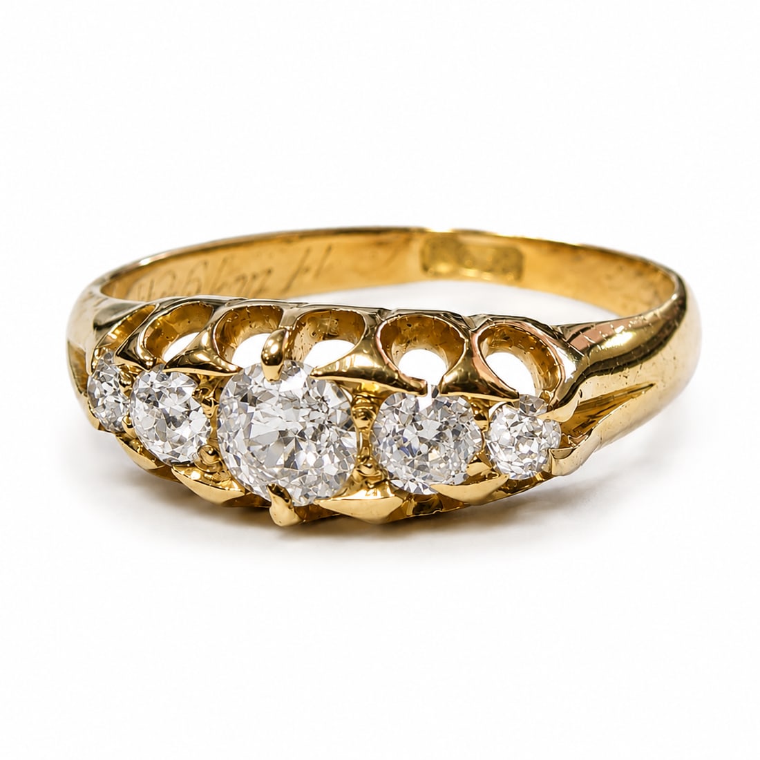 DIAMOND 5-STONE RING (1 of 1)