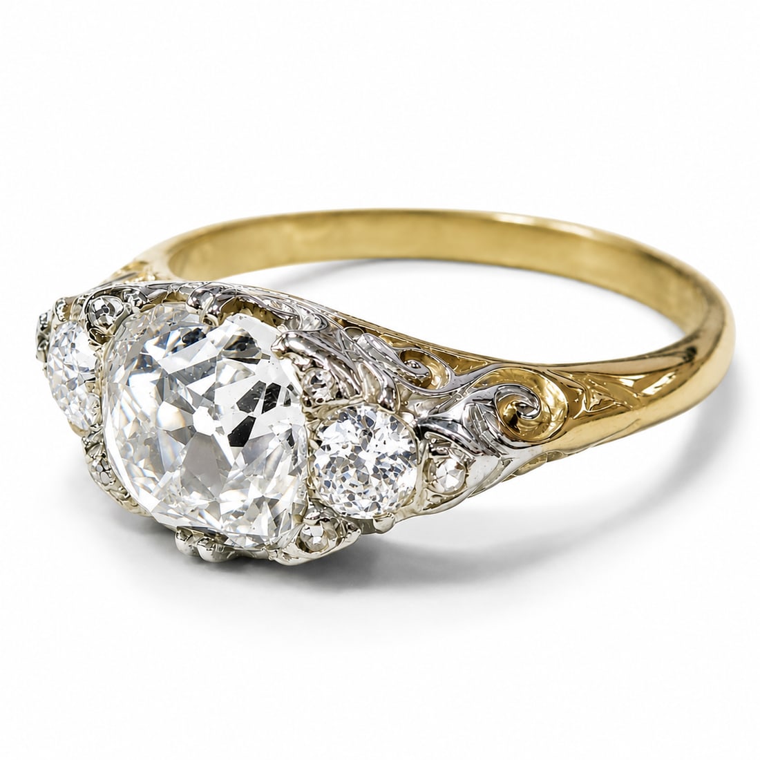 FINE ANTIQUE DIAMOND RING (1 of 1)