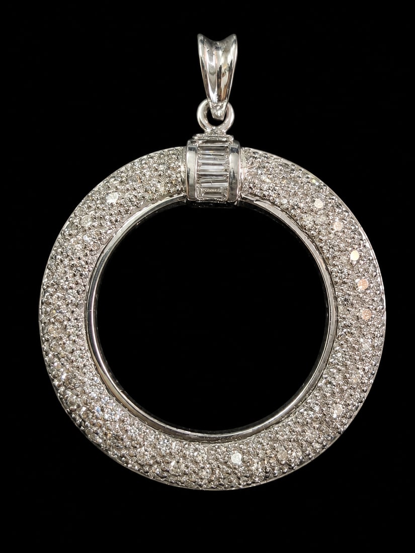DIAMOND PENDANT (1 of 1)