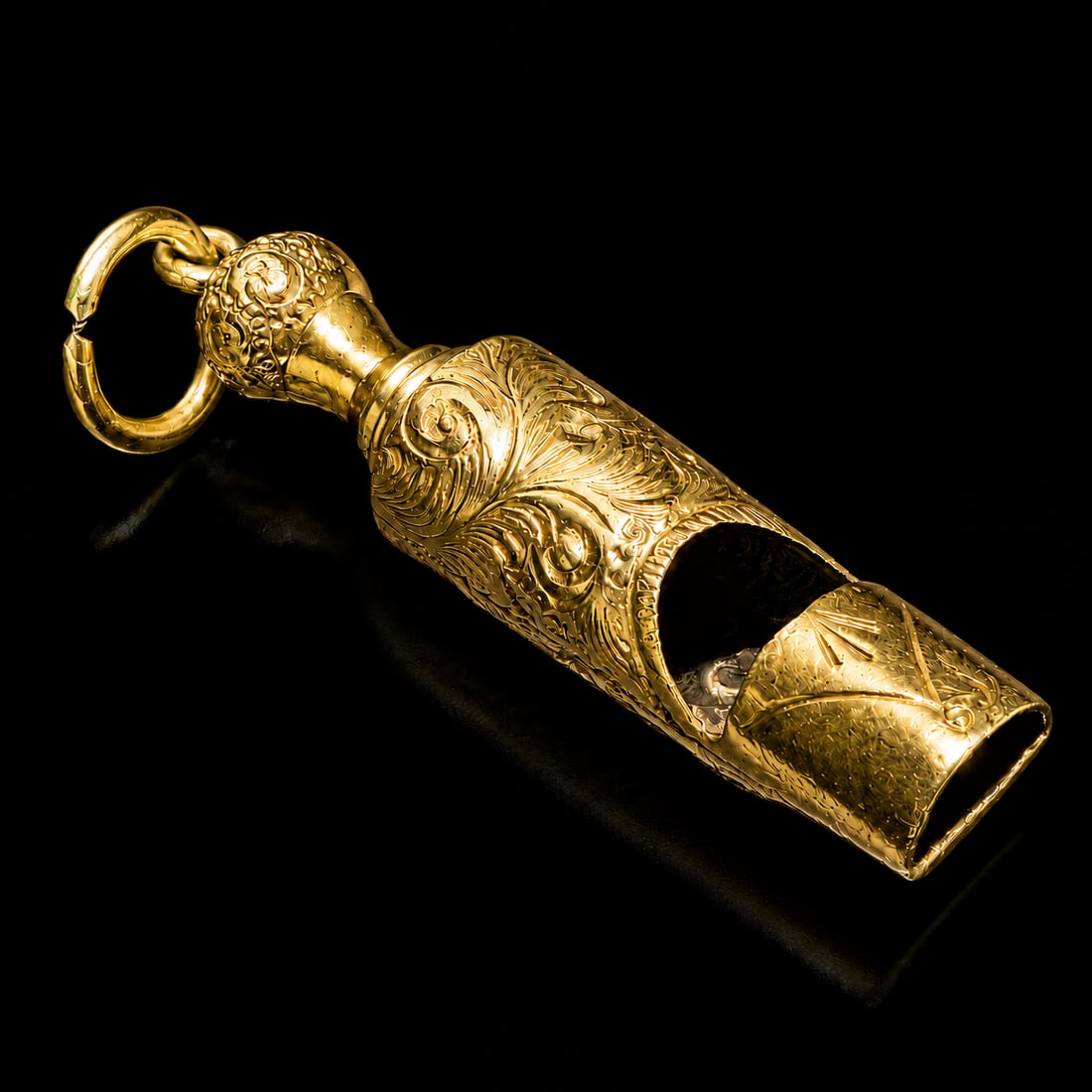 ANTIQUE GOLD WHISTLE PENDANT (1 of 1)