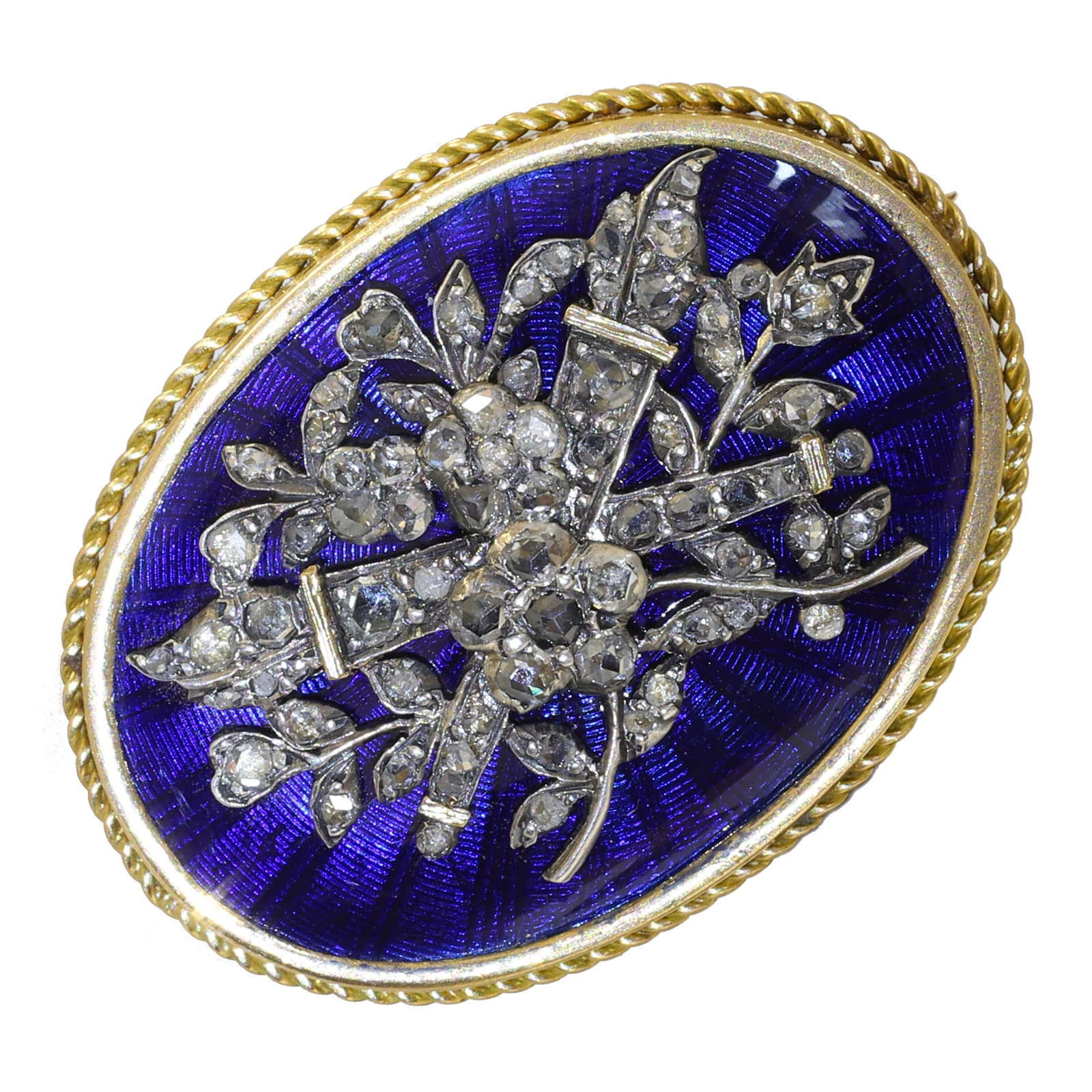 ANTIQUE GOLD ENAMEL AND DIAMOND BROOCH: ANTIQUE GOLD ENAMEL AND DIAMOND BROOCH 9.3 grams enamel in great condition lively diamonds fine craftsmanship L 2.5 cm W 3.3 cm