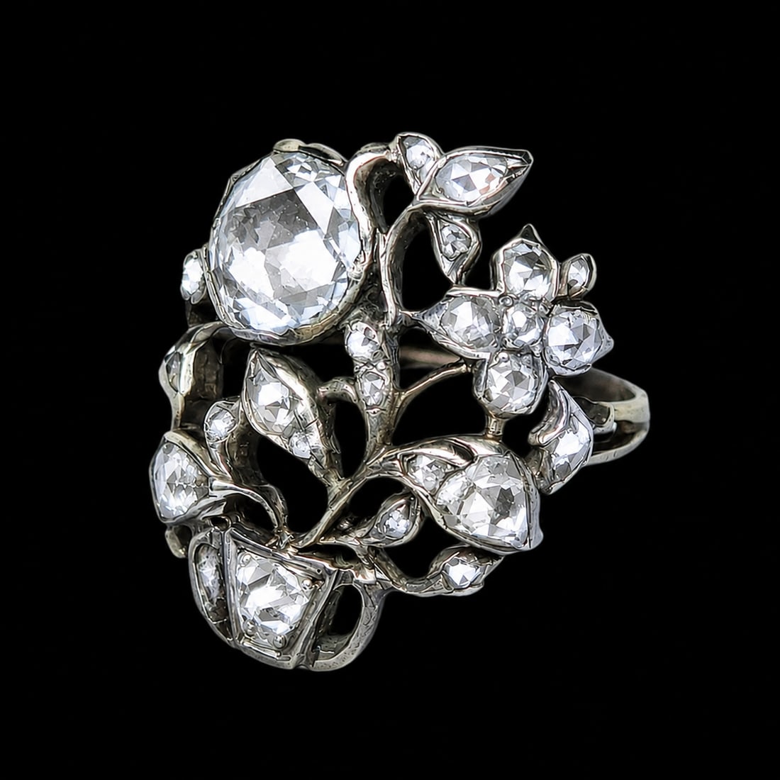 ANTIQUE DIAMOND GIARDINETTO RING (1 of 1)