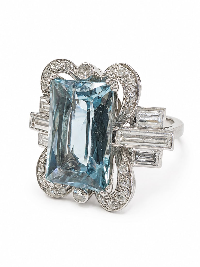 AQUAMARINE AND DIAMOND RING (1 of 1)